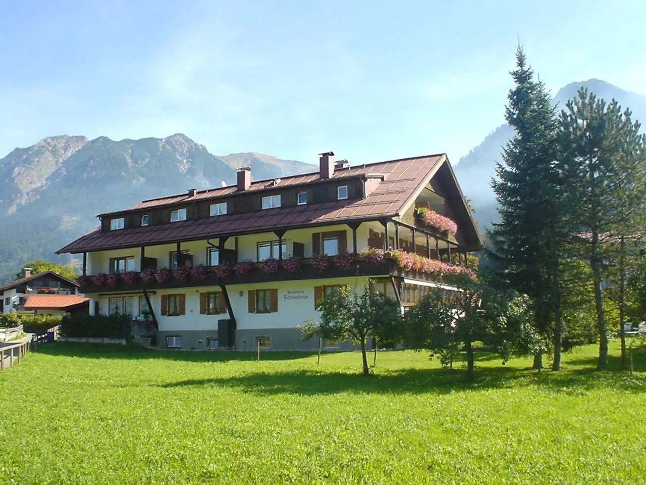 Property building in Fideliushaus