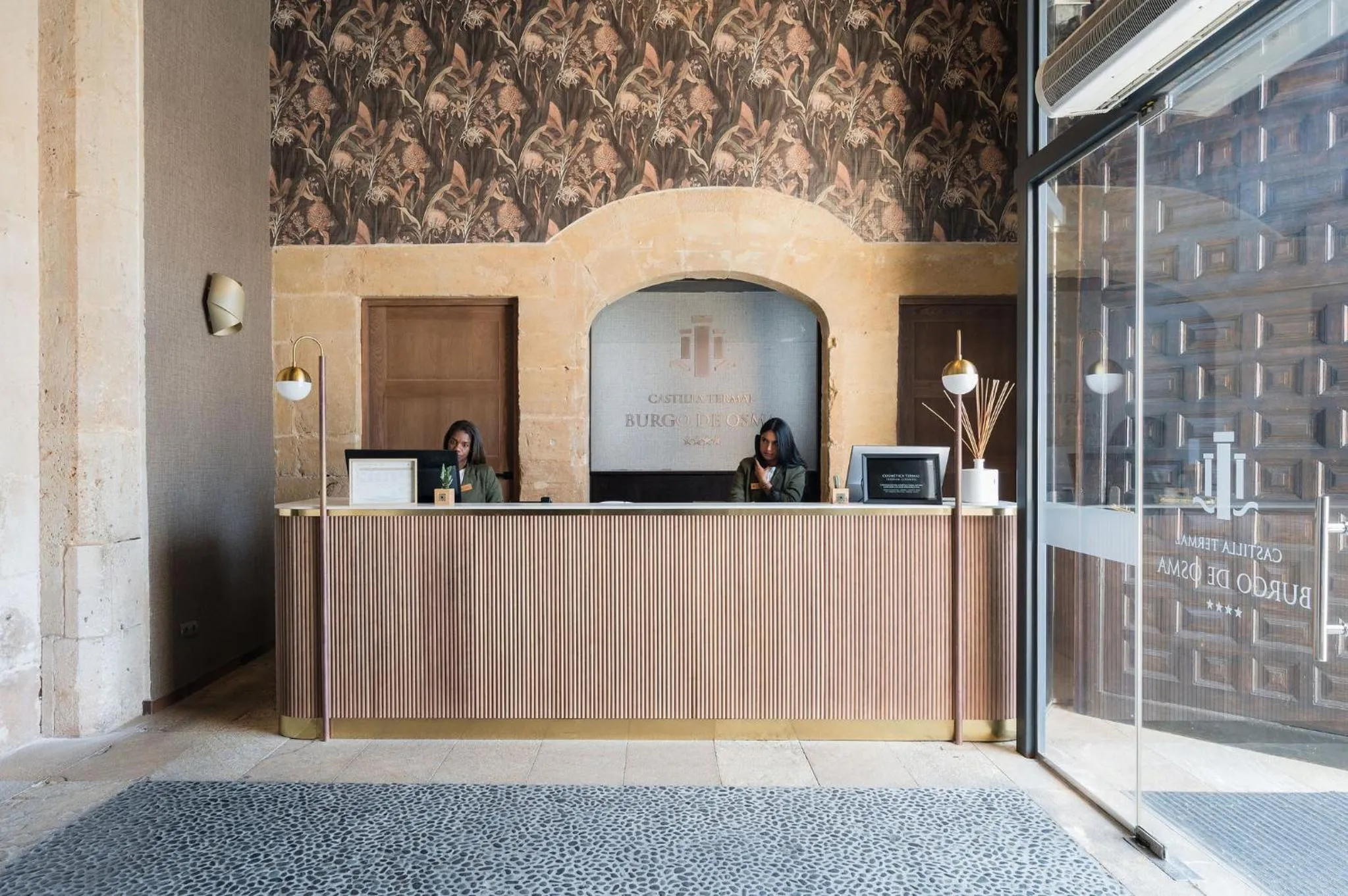 Lobby or reception in Castilla Termal Burgo de Osma
