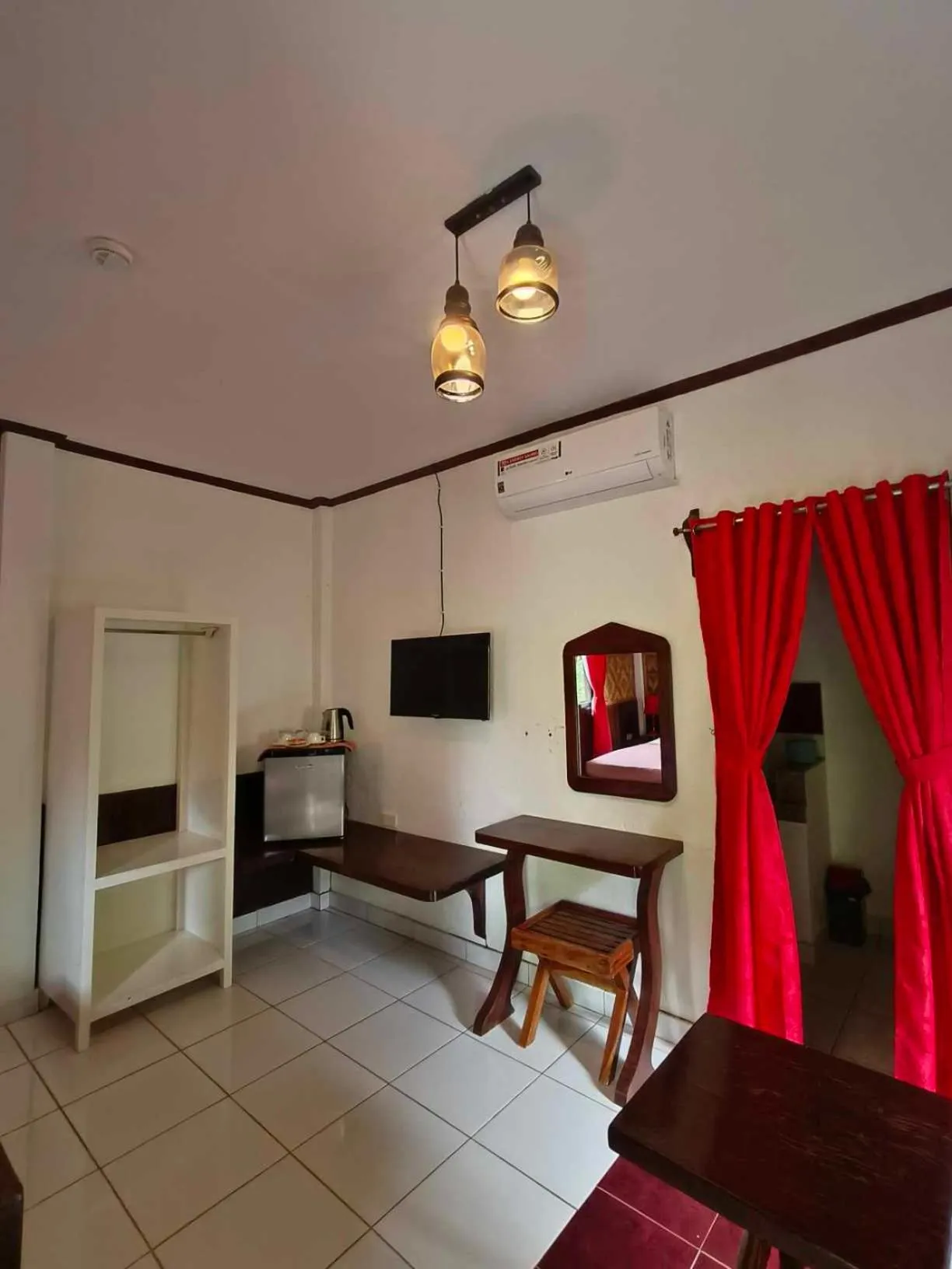 TV and multimedia in Hof Gorei Beach Resort Davao