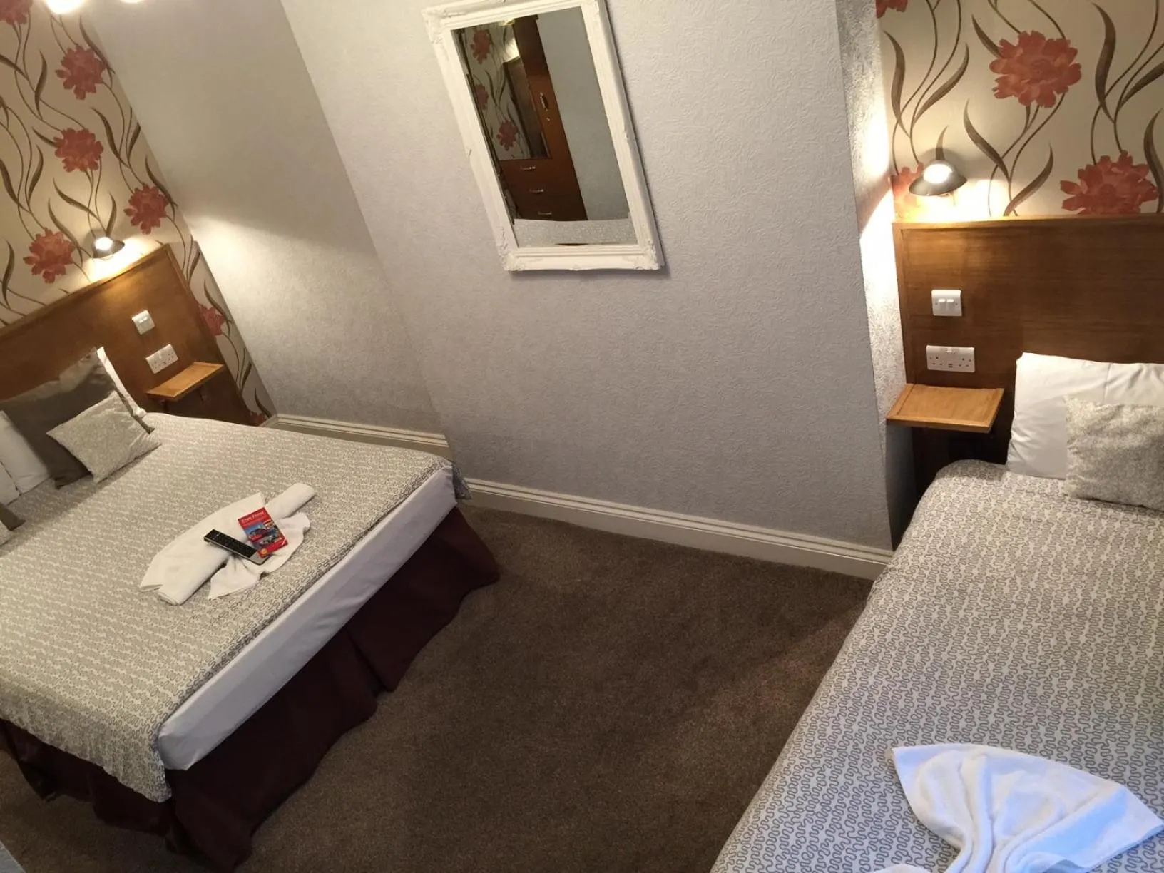 Bedroom, Bed in Charlotte Guest House