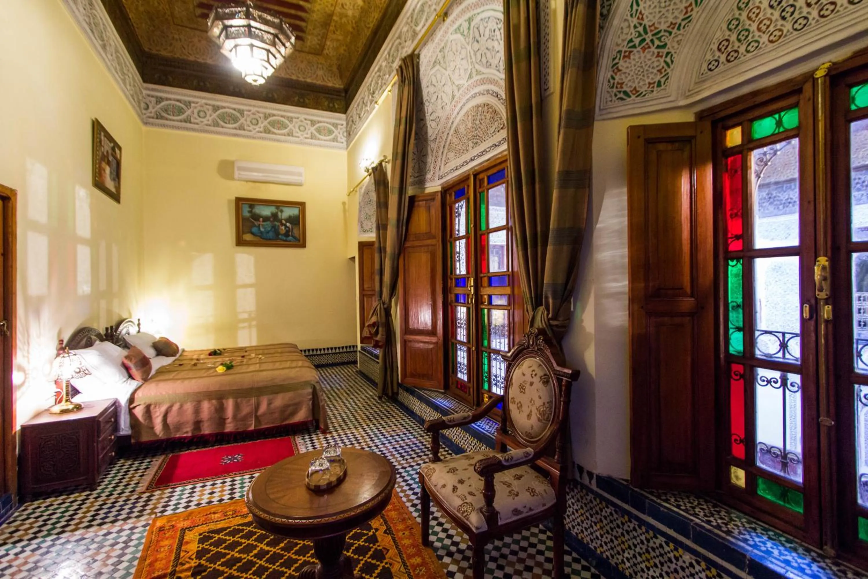 Seating area, Bed in Riad Ibn Khaldoun