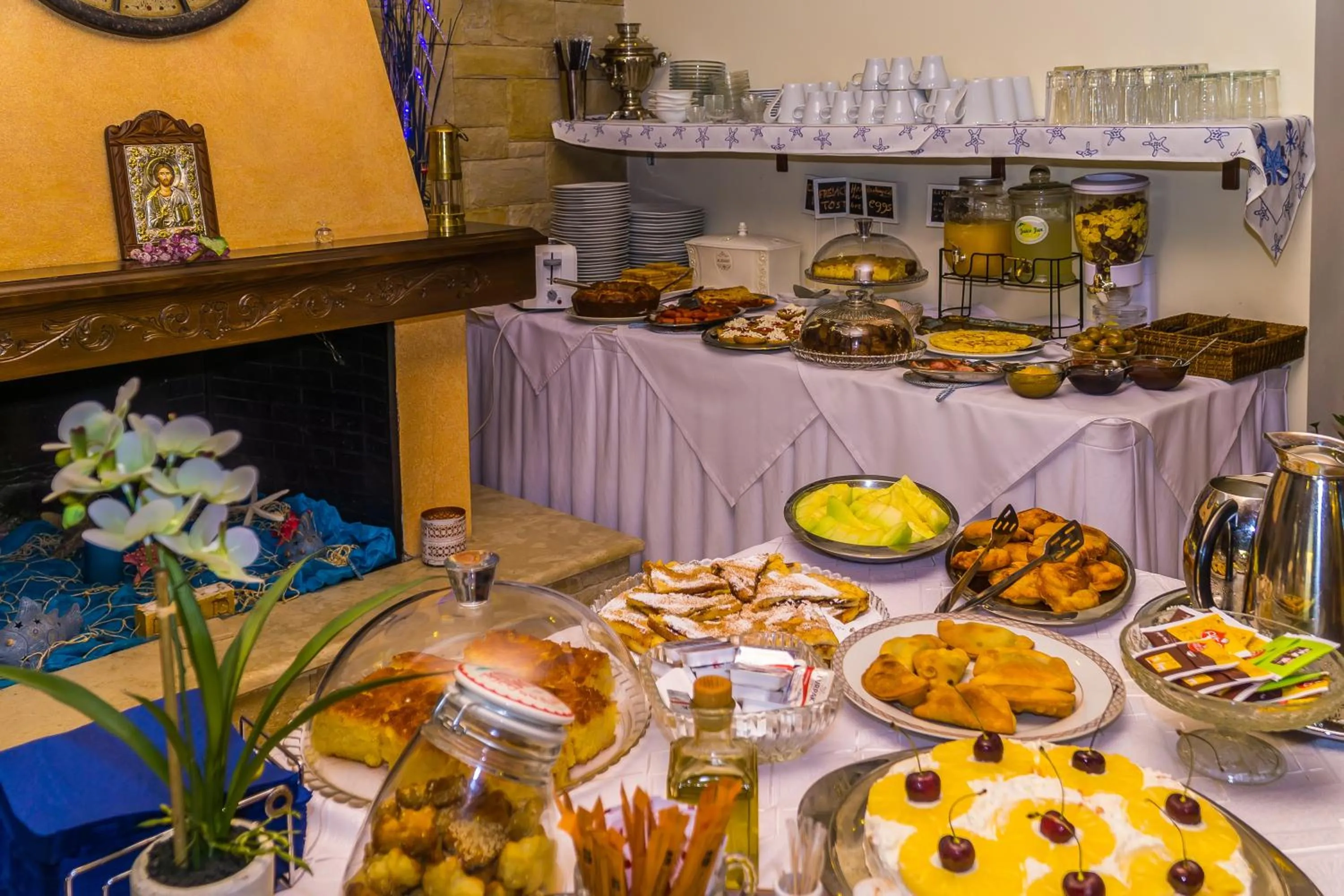 ''EPAVLIS boutique GALAXIDI''