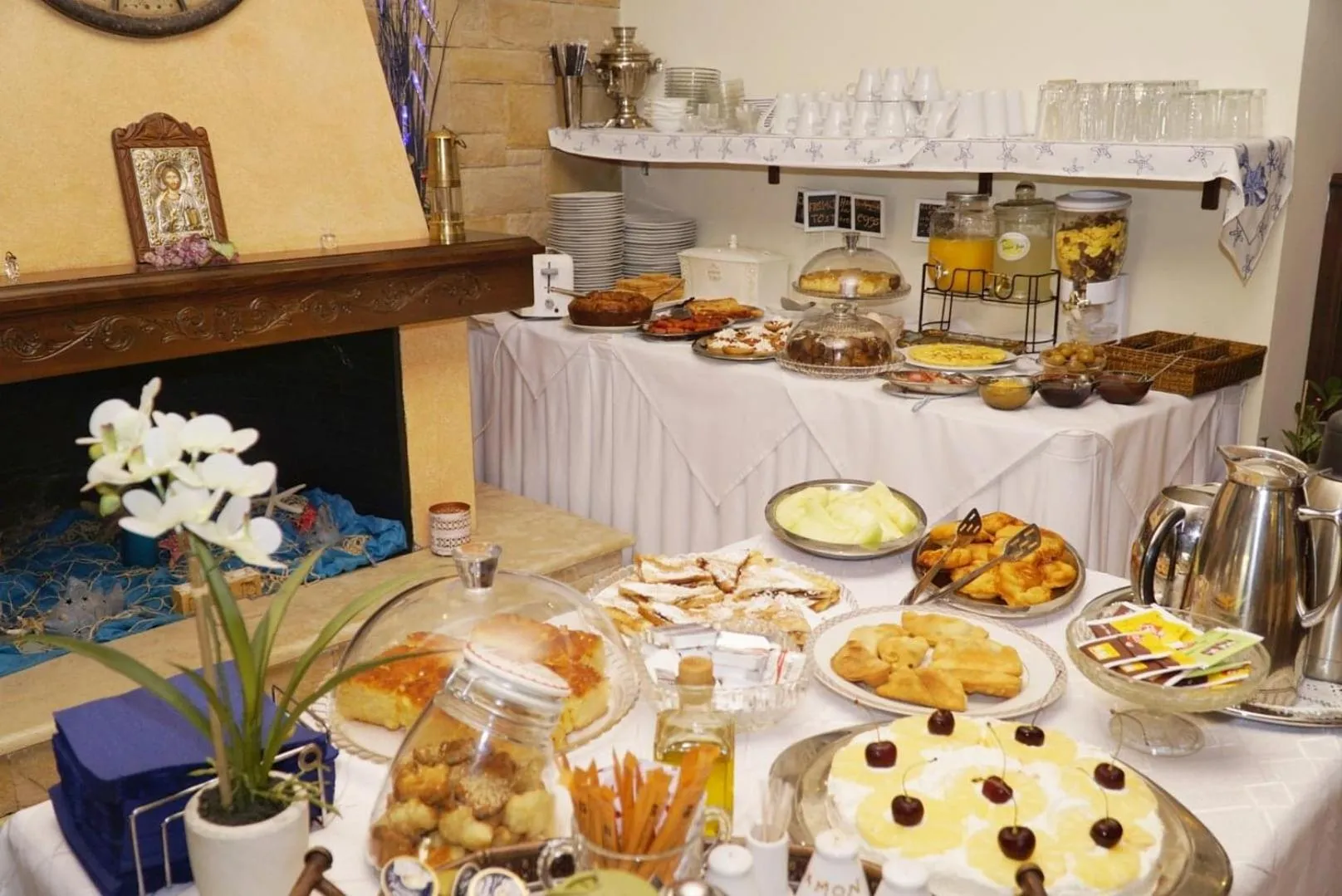 Food close-up in ''EPAVLIS boutique GALAXIDI''