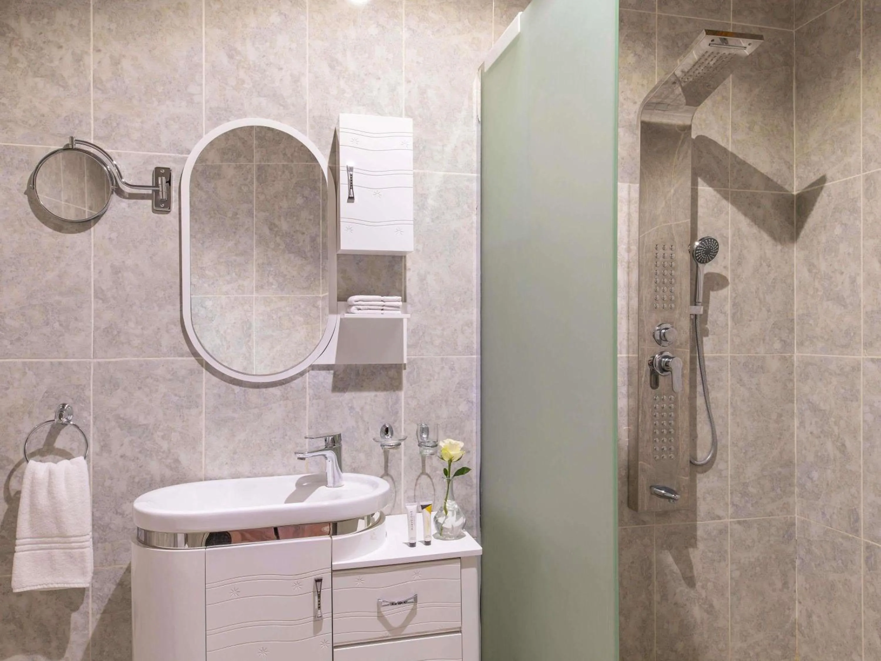 Bedroom in Shaden Resort