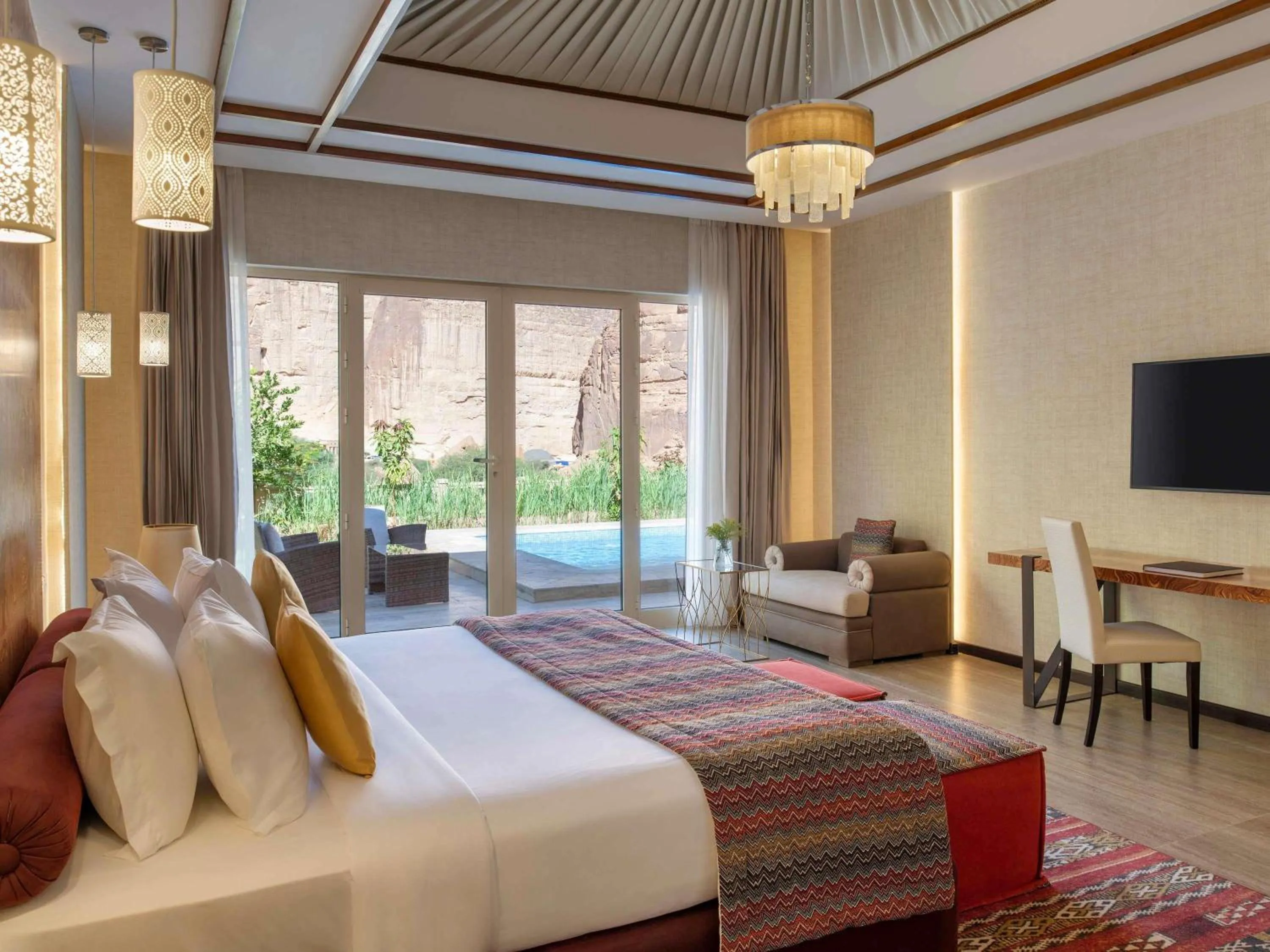 Bedroom, Bed in Shaden Resort