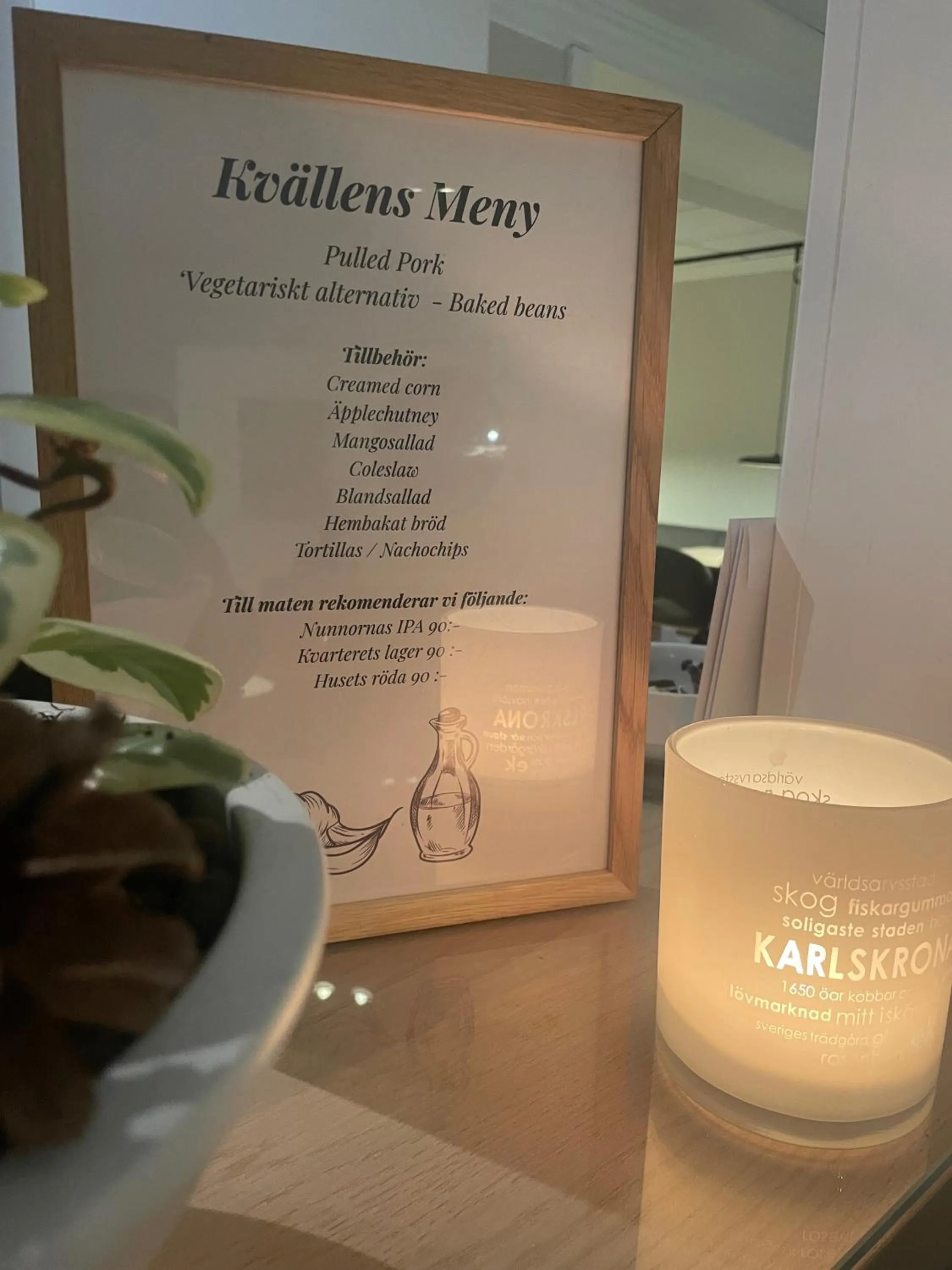 Restaurant/places to eat in Hotell Conrad