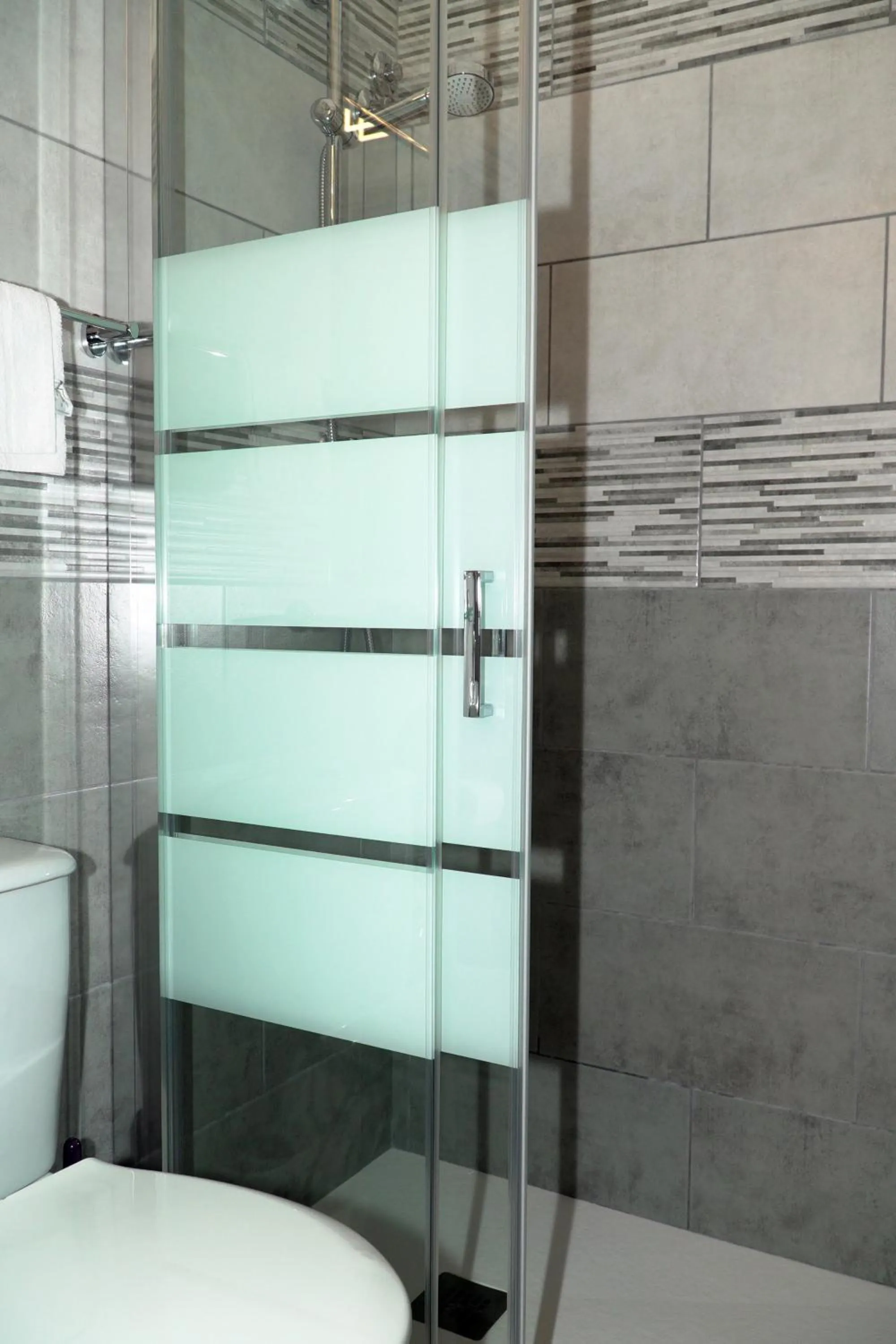 Shower in B&B L'Angelica