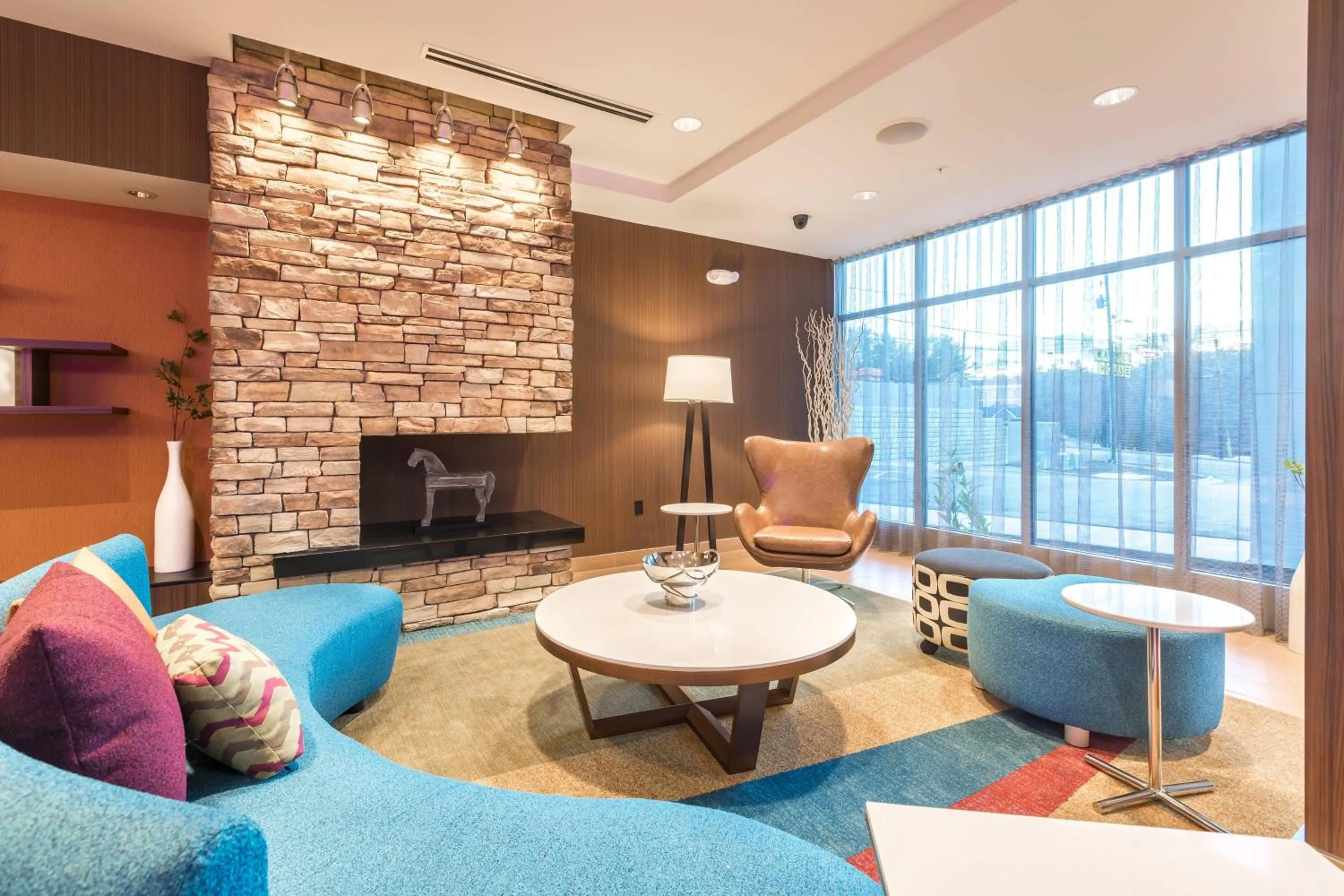 Lobby or reception in Fairfield Inn & Suites by Marriott Asheville Tunnel Road
