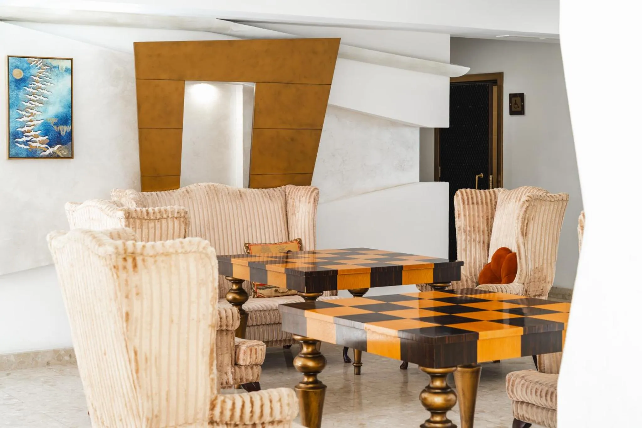 Property building in Festa Via Pontica