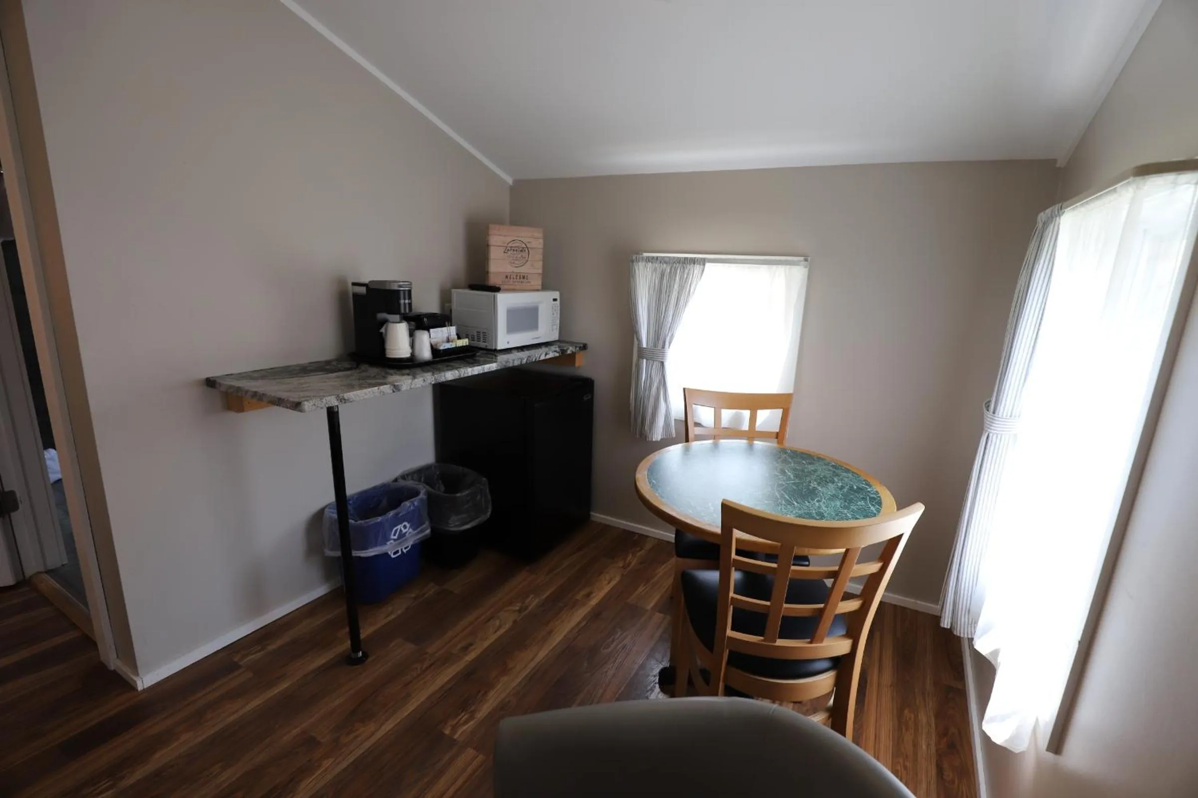 Living room in Lakeside Resort