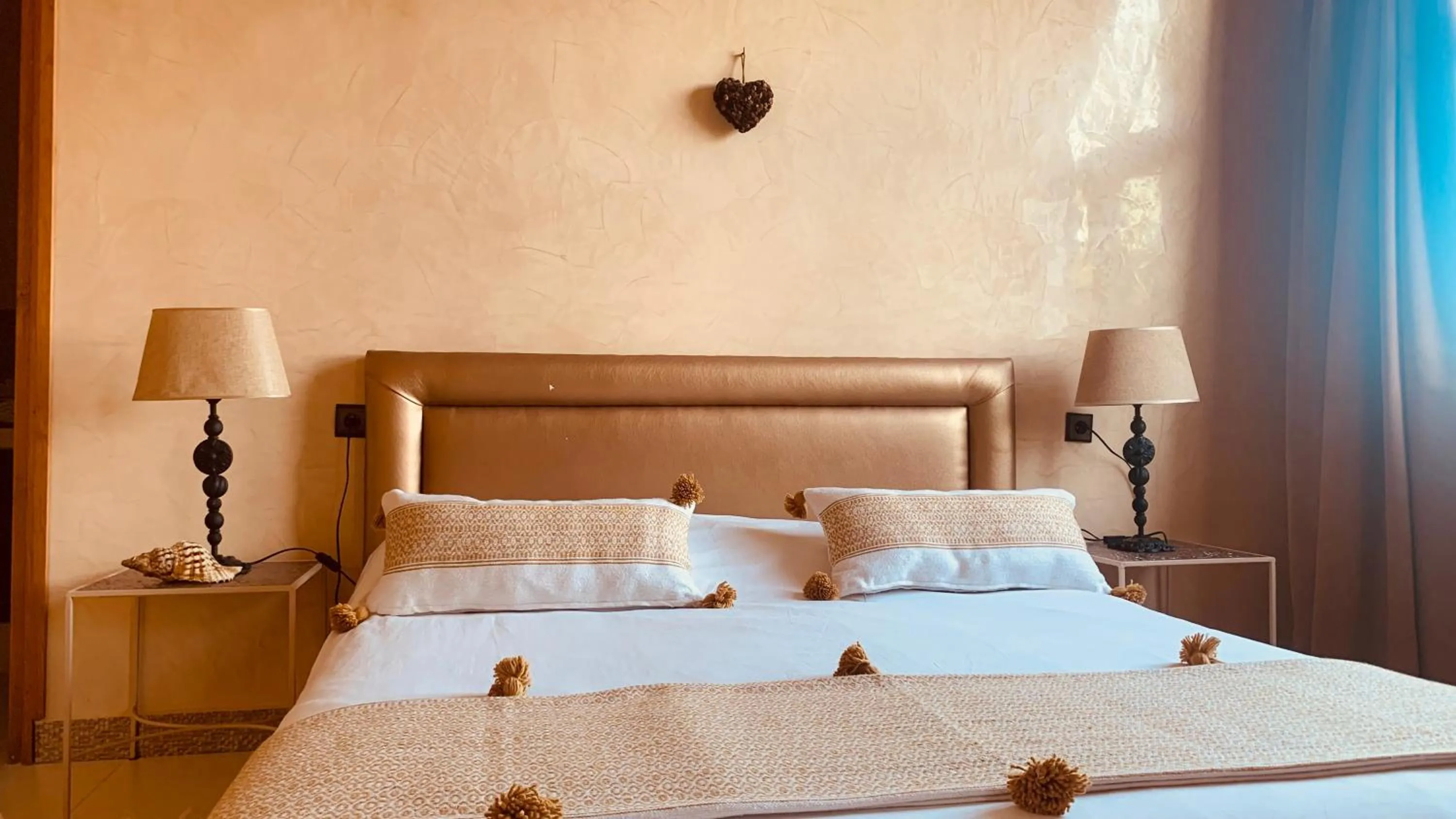 Bed in Villa Daba