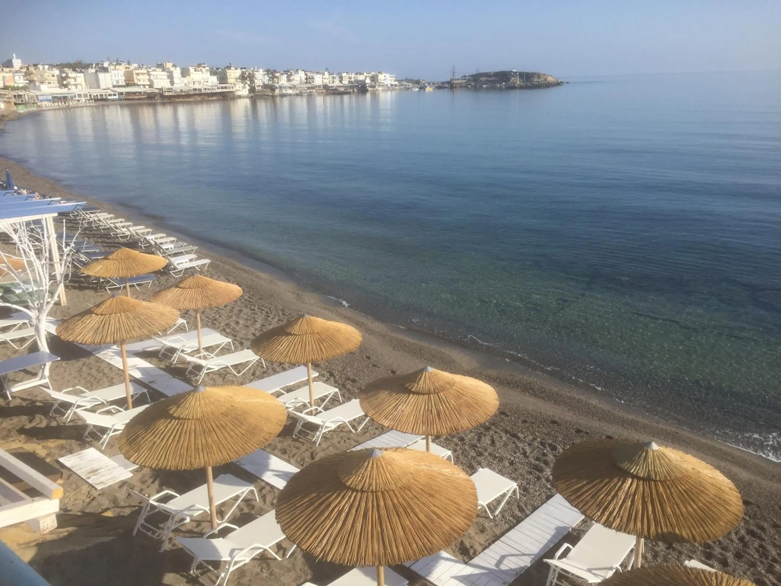 Beach in Aristo Apts