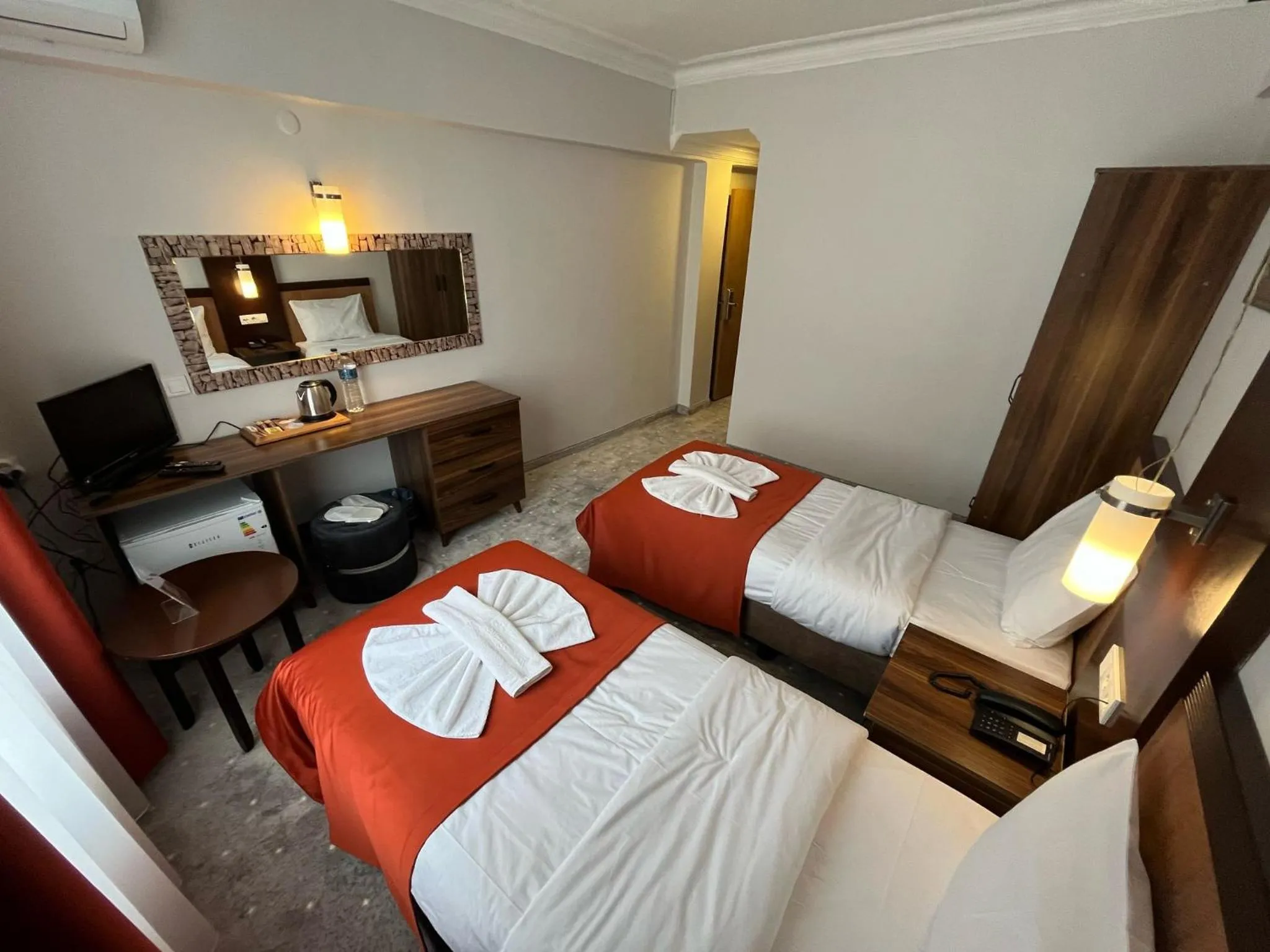 Bed in Hotel Topkapı