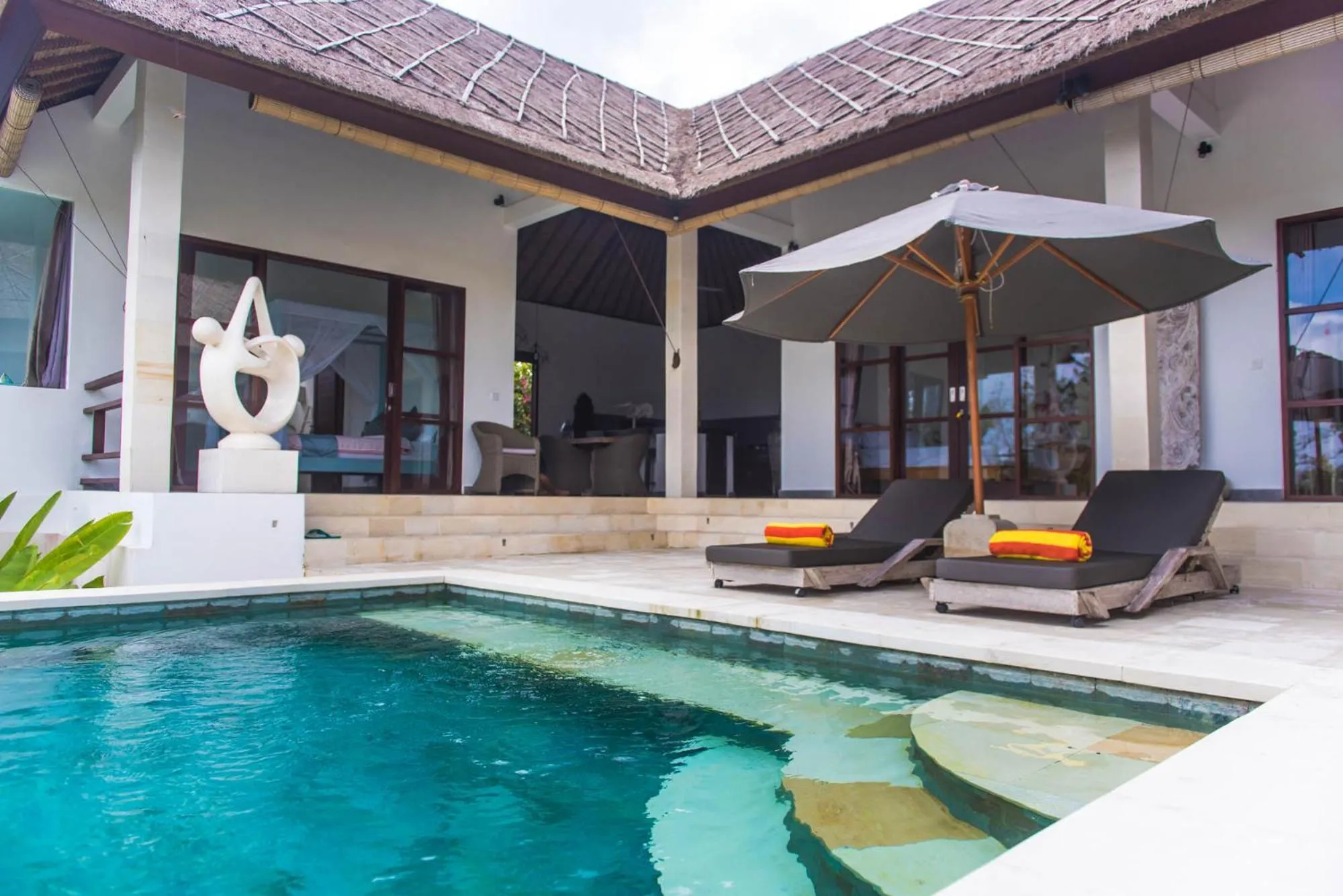 Property building in Villa Michiko