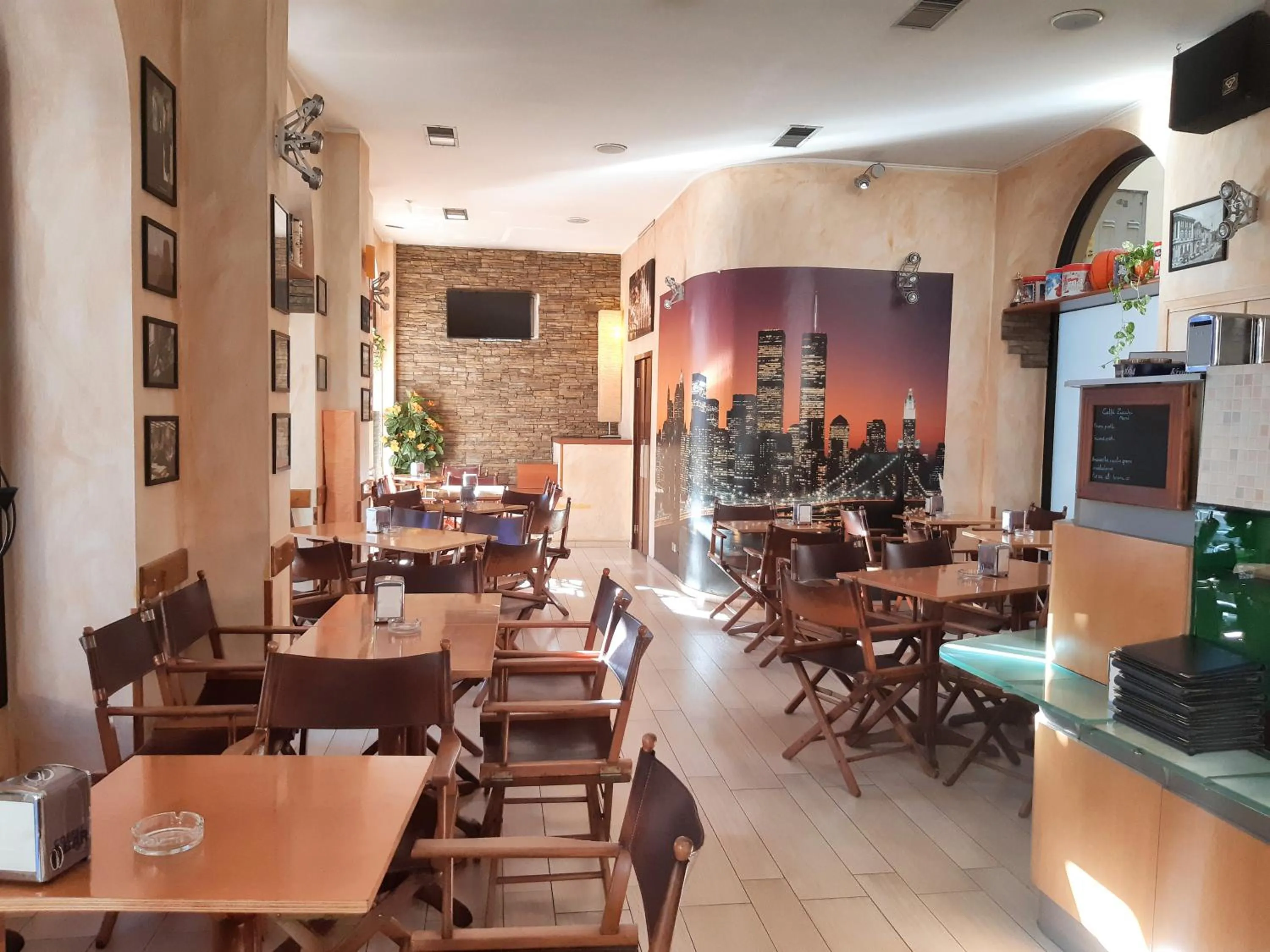 Lounge or bar in Locanda San Paolo