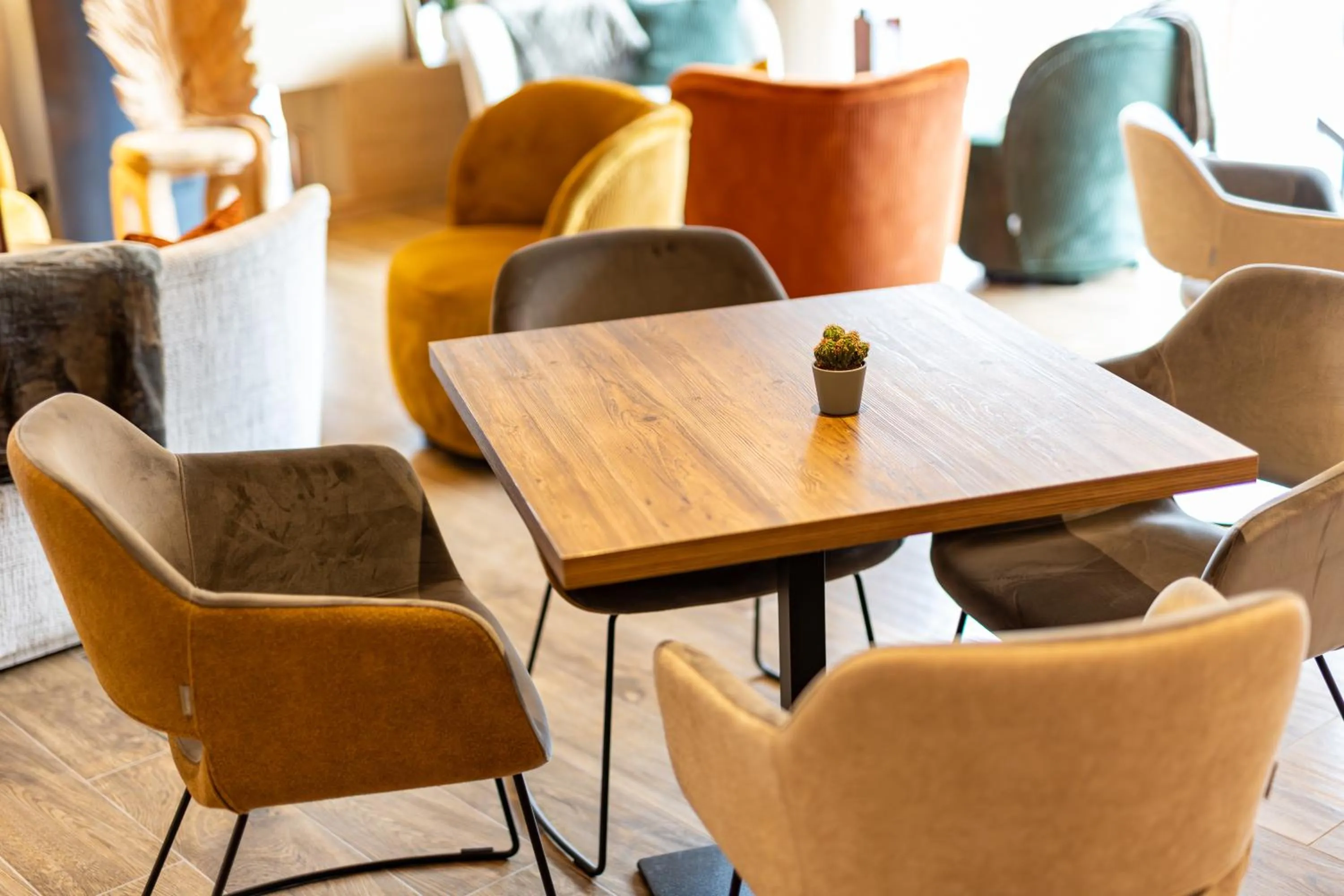 Seating area in Paradise Lodge