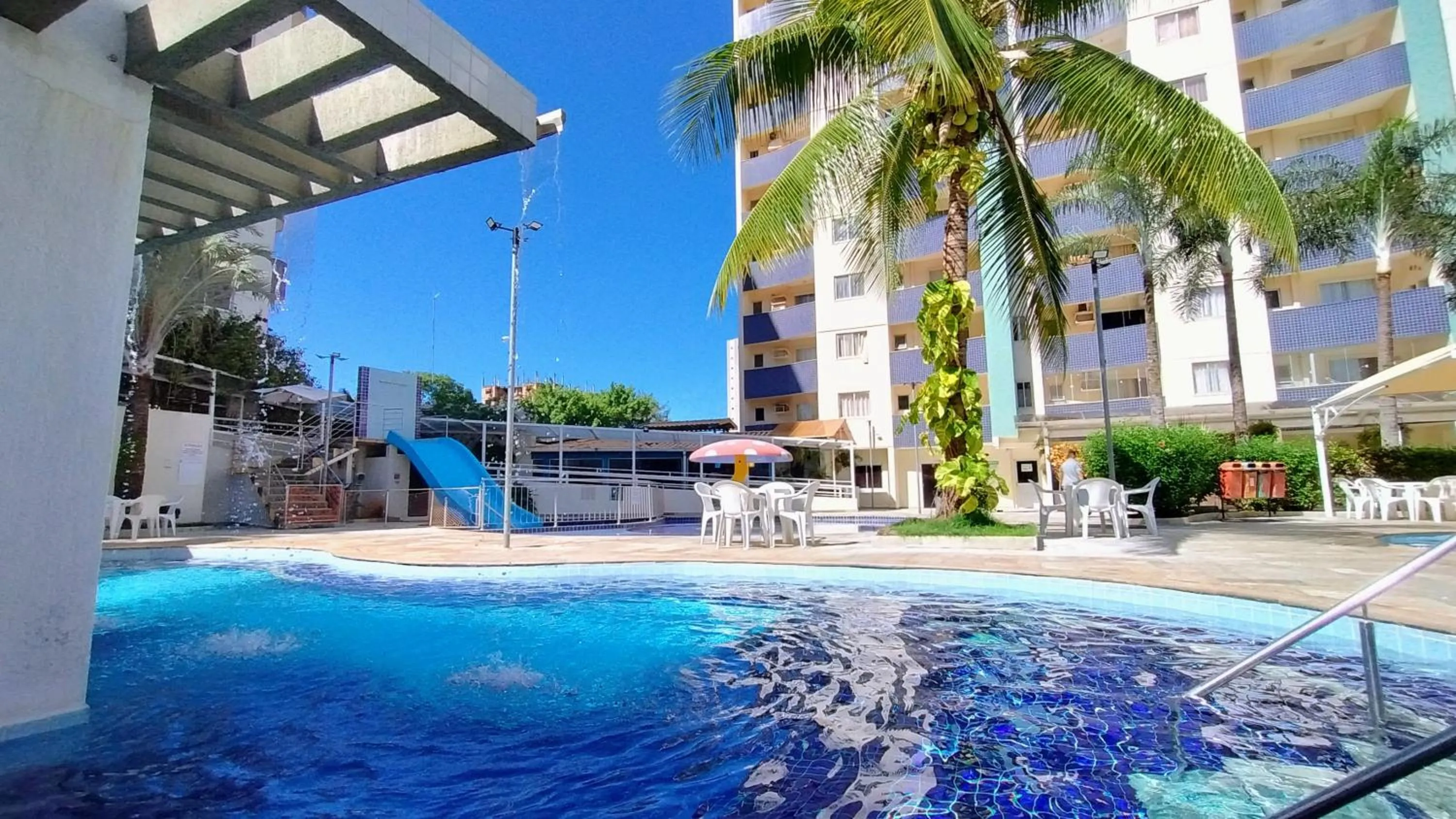 Pool view in Thermas do Bandeirante Caldas Novas - ACHEI FERIAS - Com Roupa de Cama