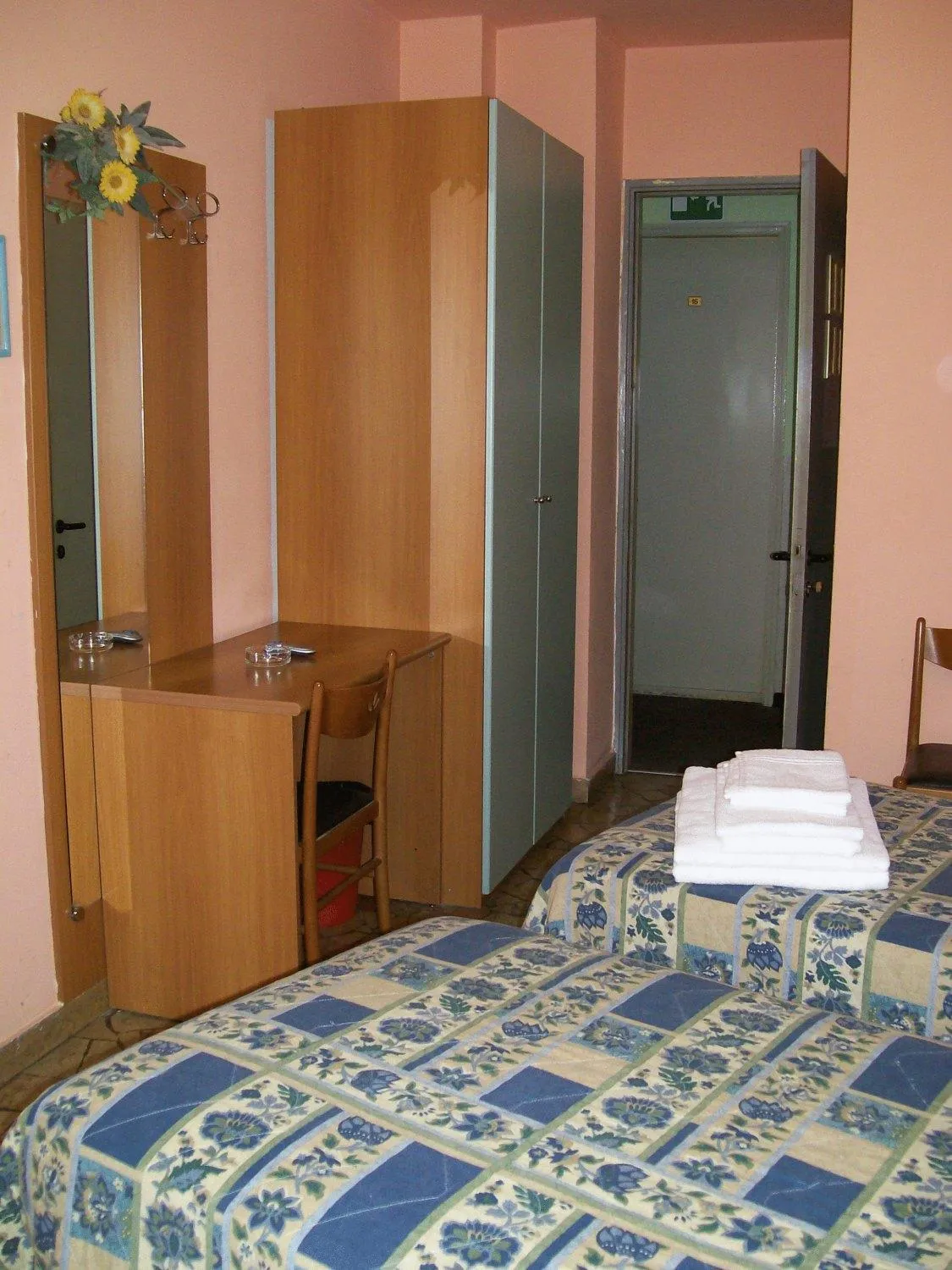 Photo of the whole room, Bed in Hotel Del Sud