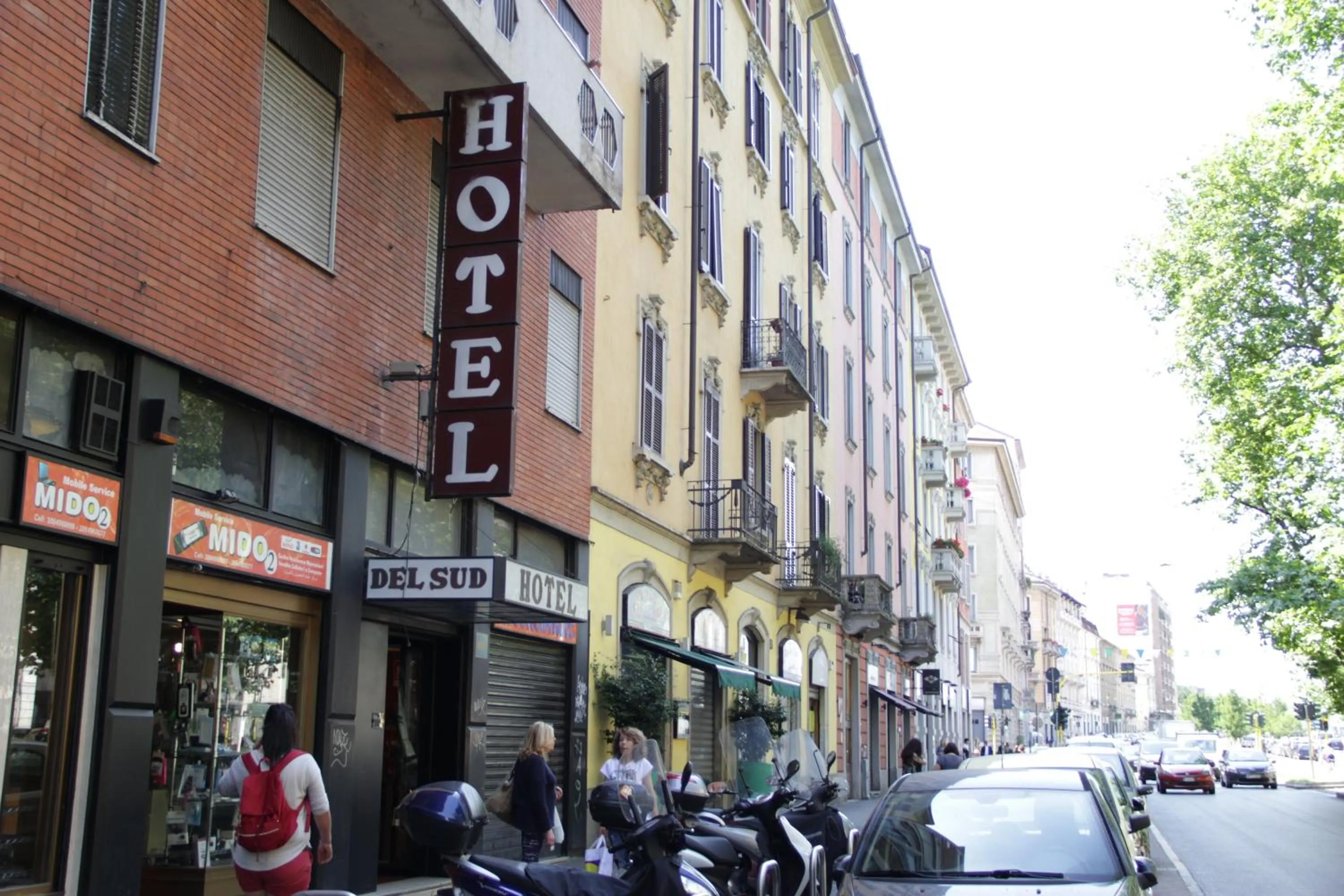 Facade/entrance in Hotel Del Sud