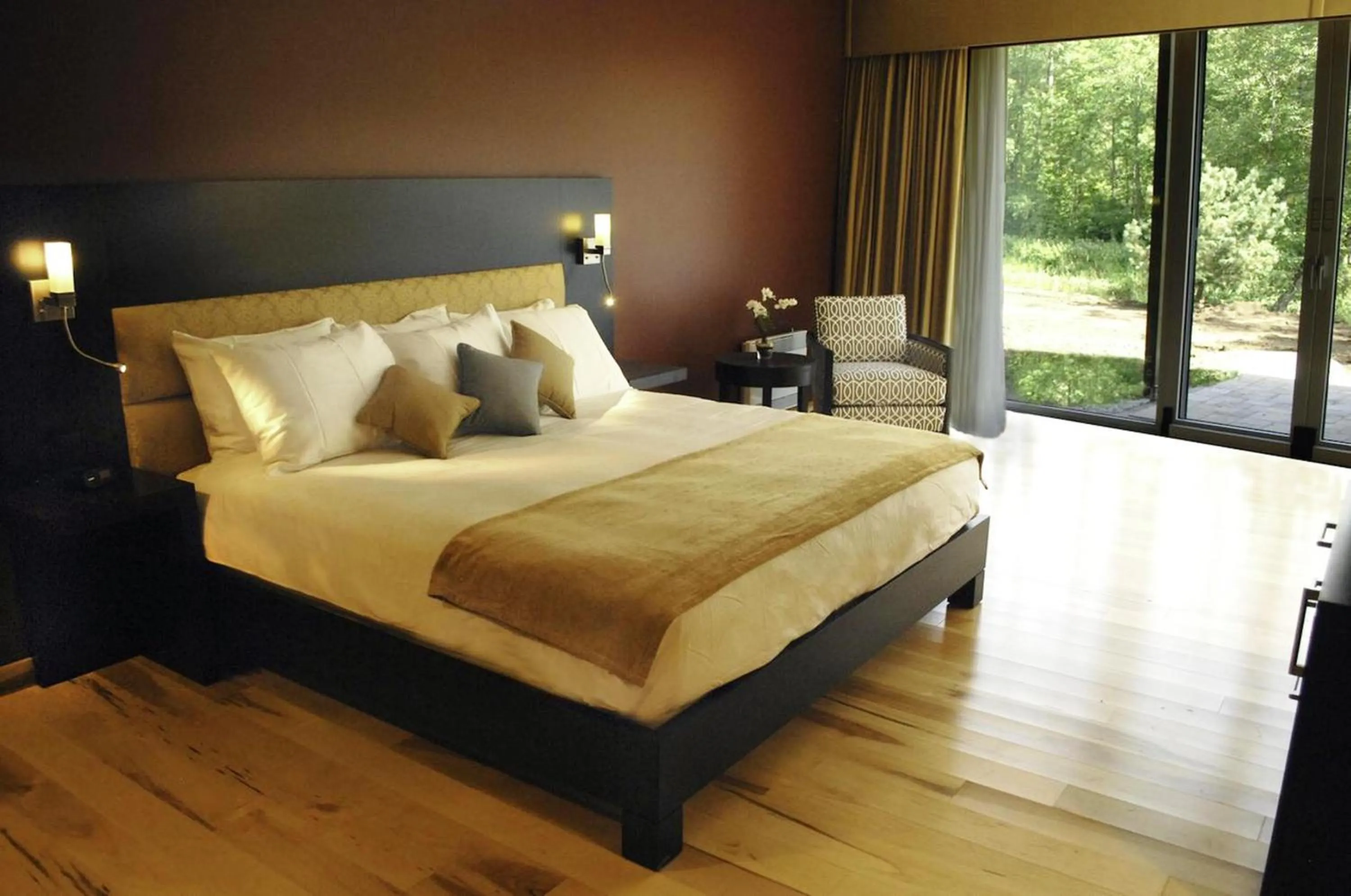 Photo of the whole room, Bed in Moulin Wakefield Mill Hotel & Spa
