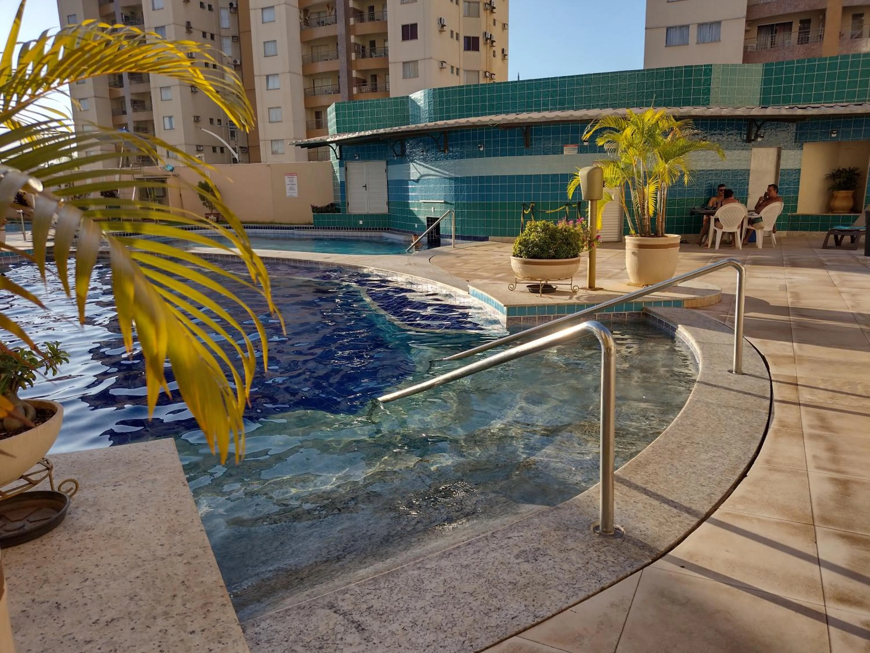 Swimming pool in Prive das Thermas I Caldas Novas - ACHEI FERIAS - com roupa de cama