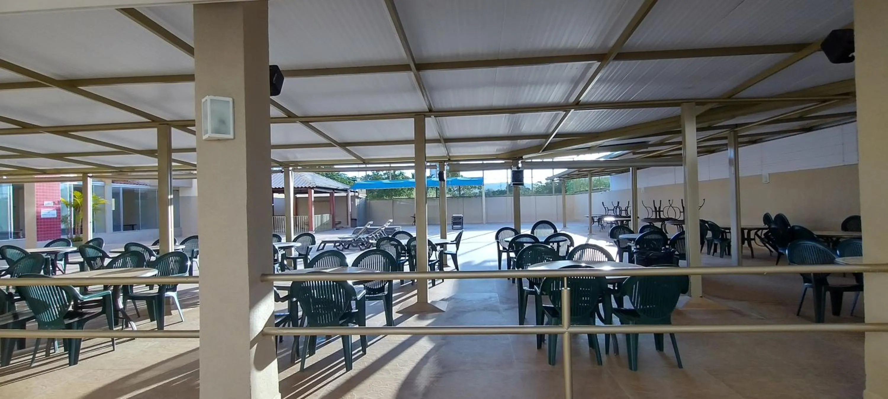 Seating area in Prive das Thermas I Caldas Novas - ACHEI FERIAS - com roupa de cama