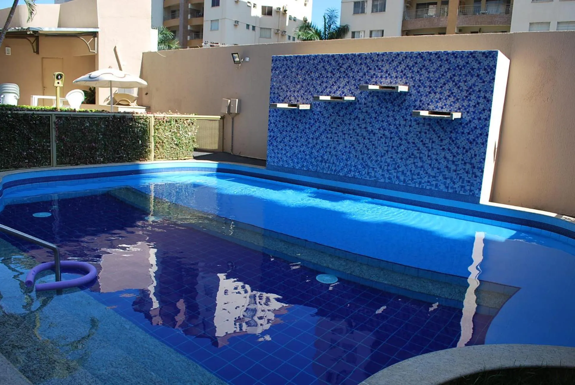 Swimming pool in Prive das Thermas I Caldas Novas - ACHEI FERIAS - com roupa de cama