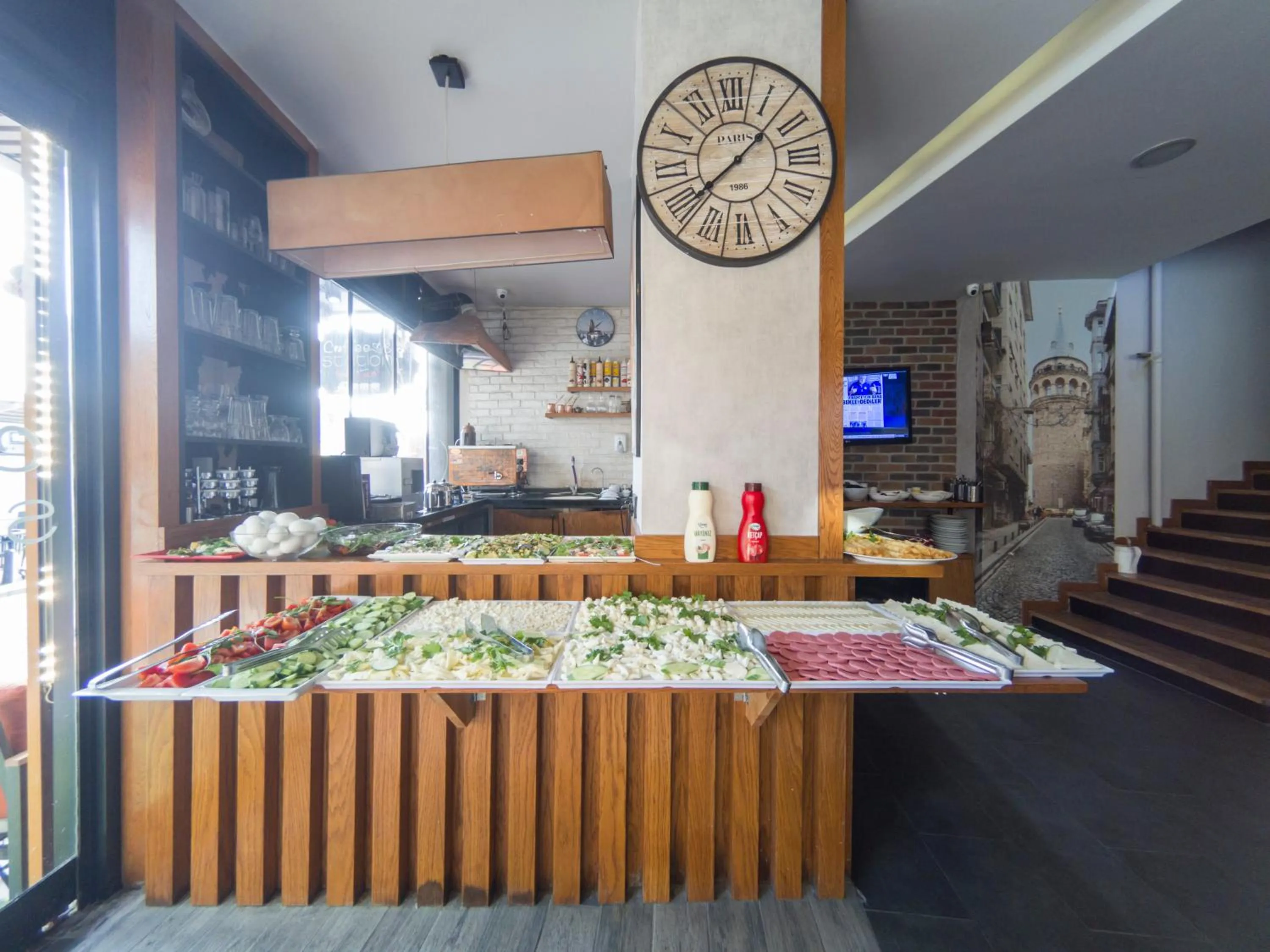 Food and drinks in Grand Esen Hotel