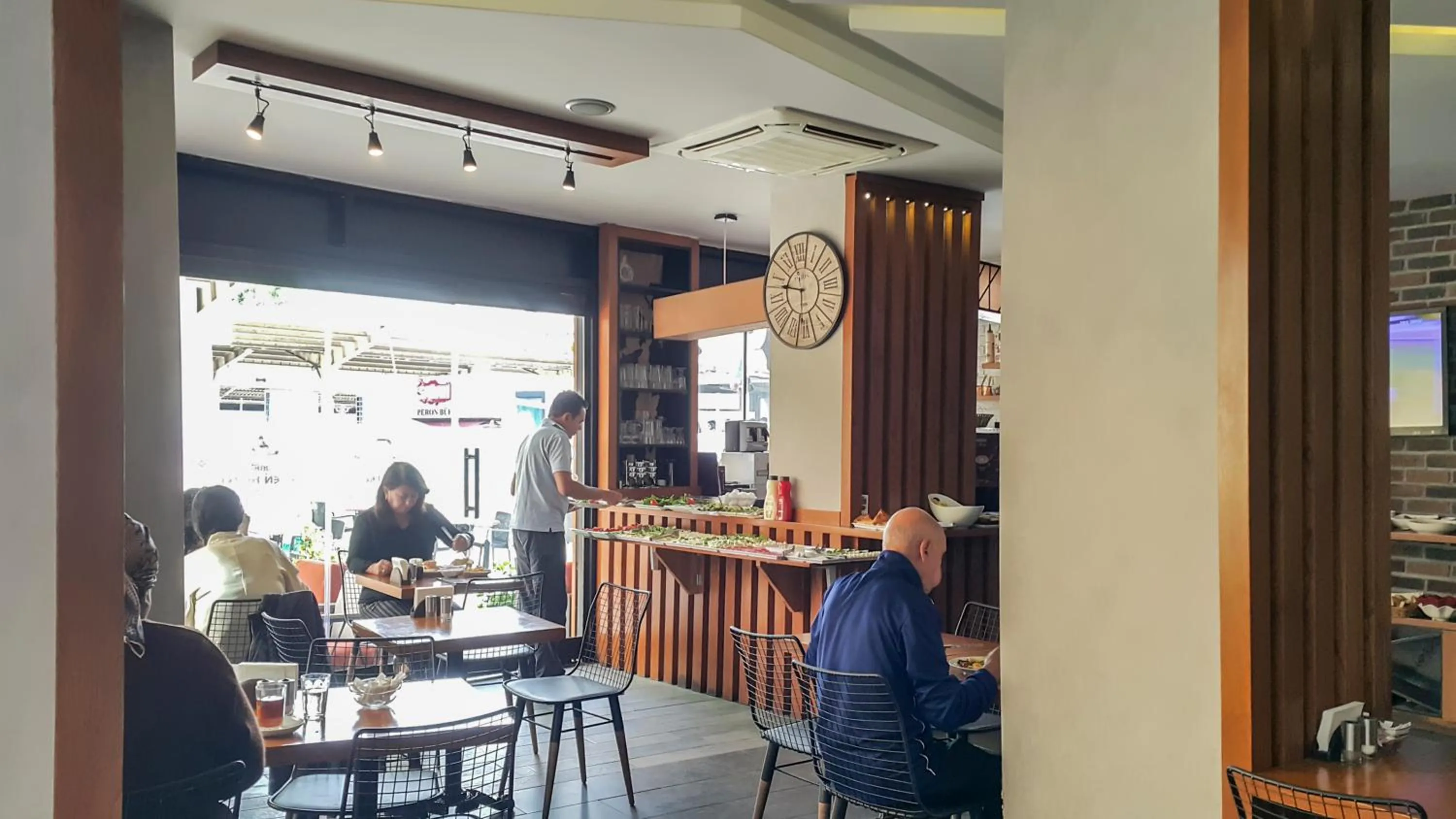 Breakfast in Grand Esen Hotel