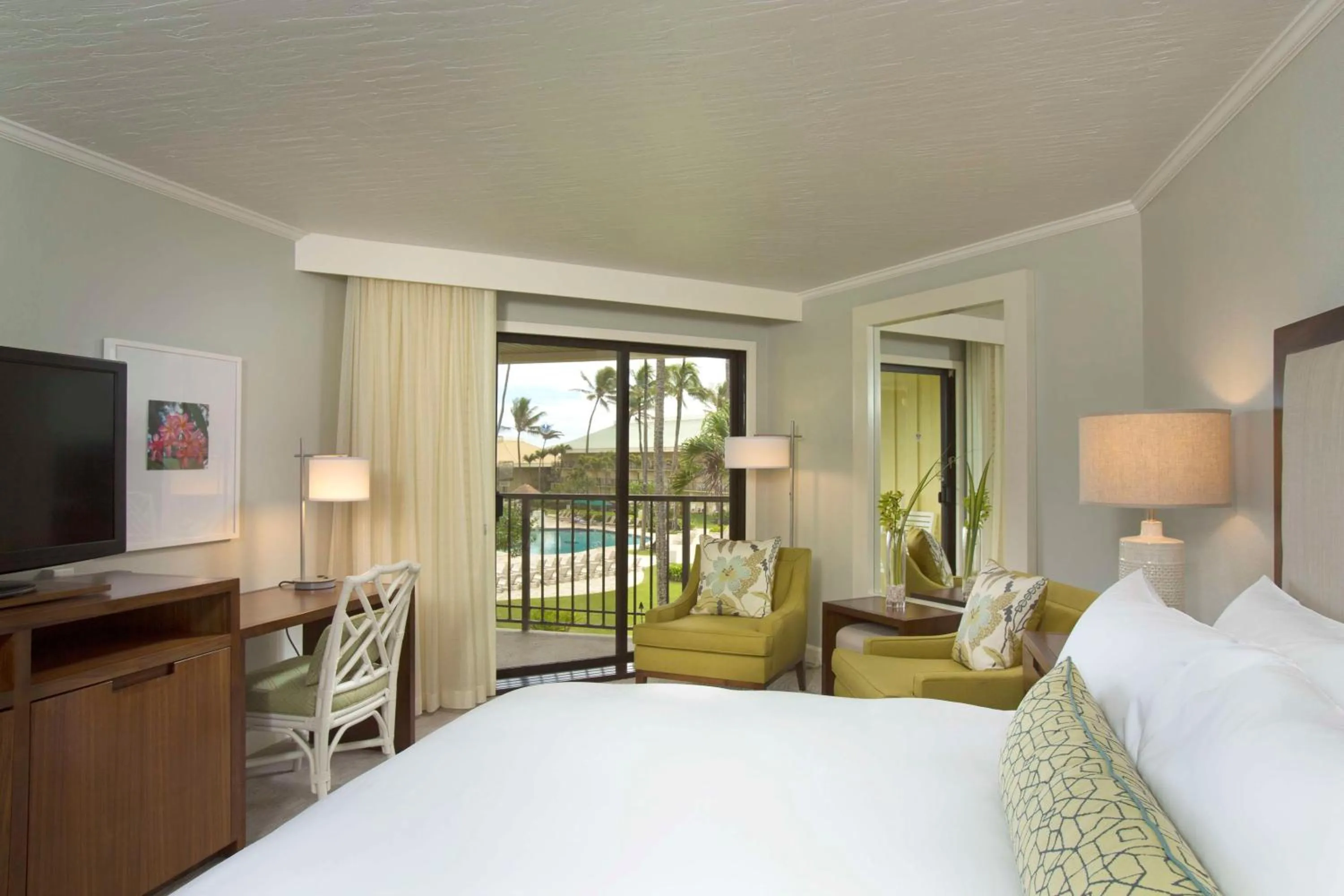 Bedroom, Bed in OUTRIGGER Kaua'i Beach Resort & Spa