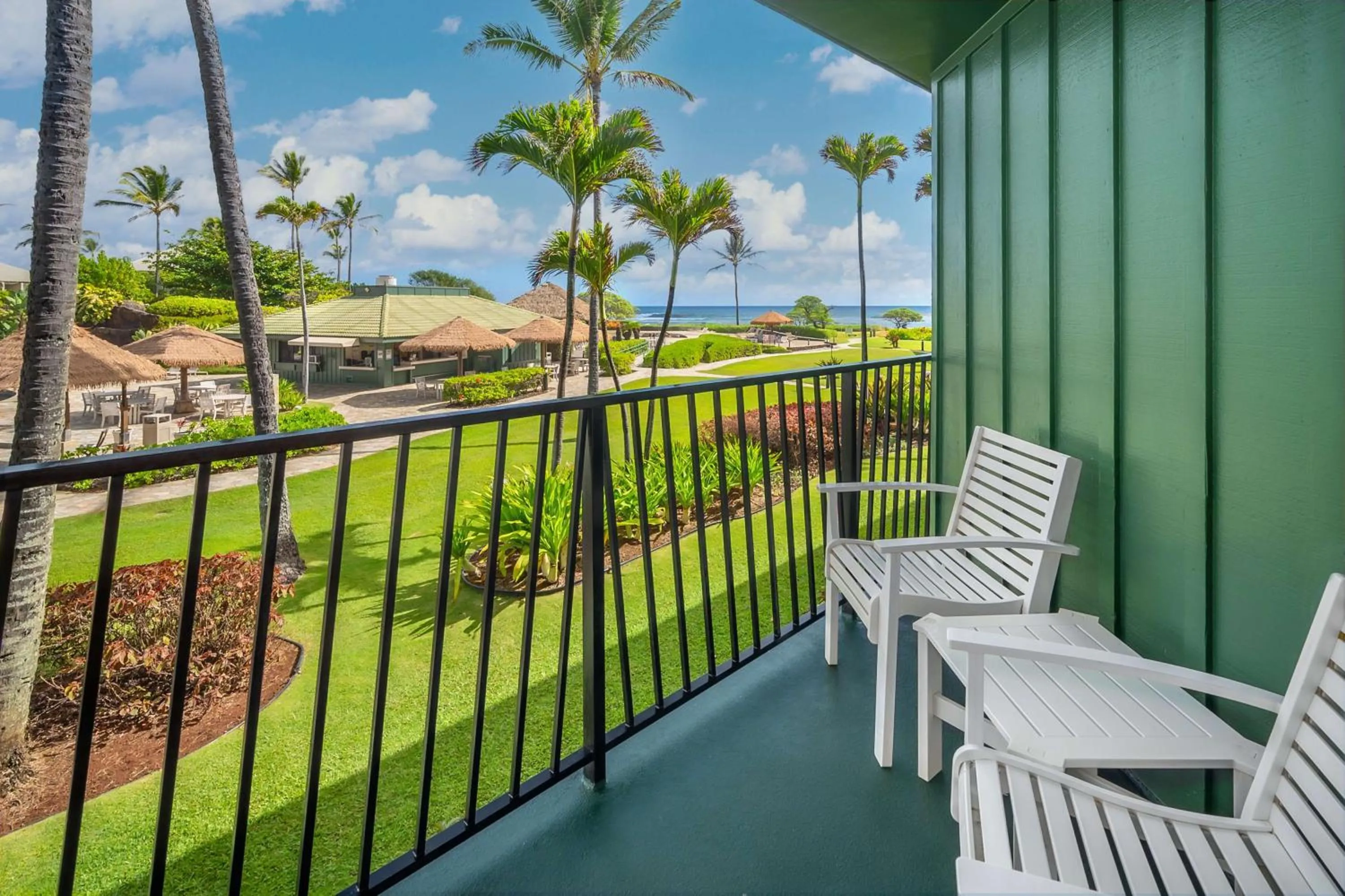 Premium Pool Ocean View Suite 1 King Bed in OUTRIGGER Kaua'i Beach Resort & Spa