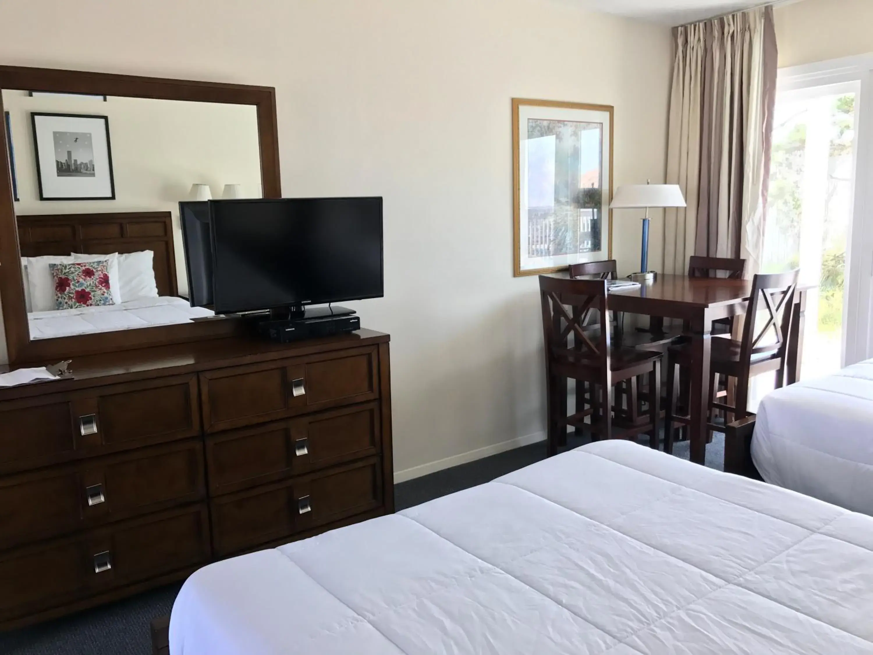 Studio with Pool View in Ocean Surf Resort Studio with Pool View in Ocean Surf Resort