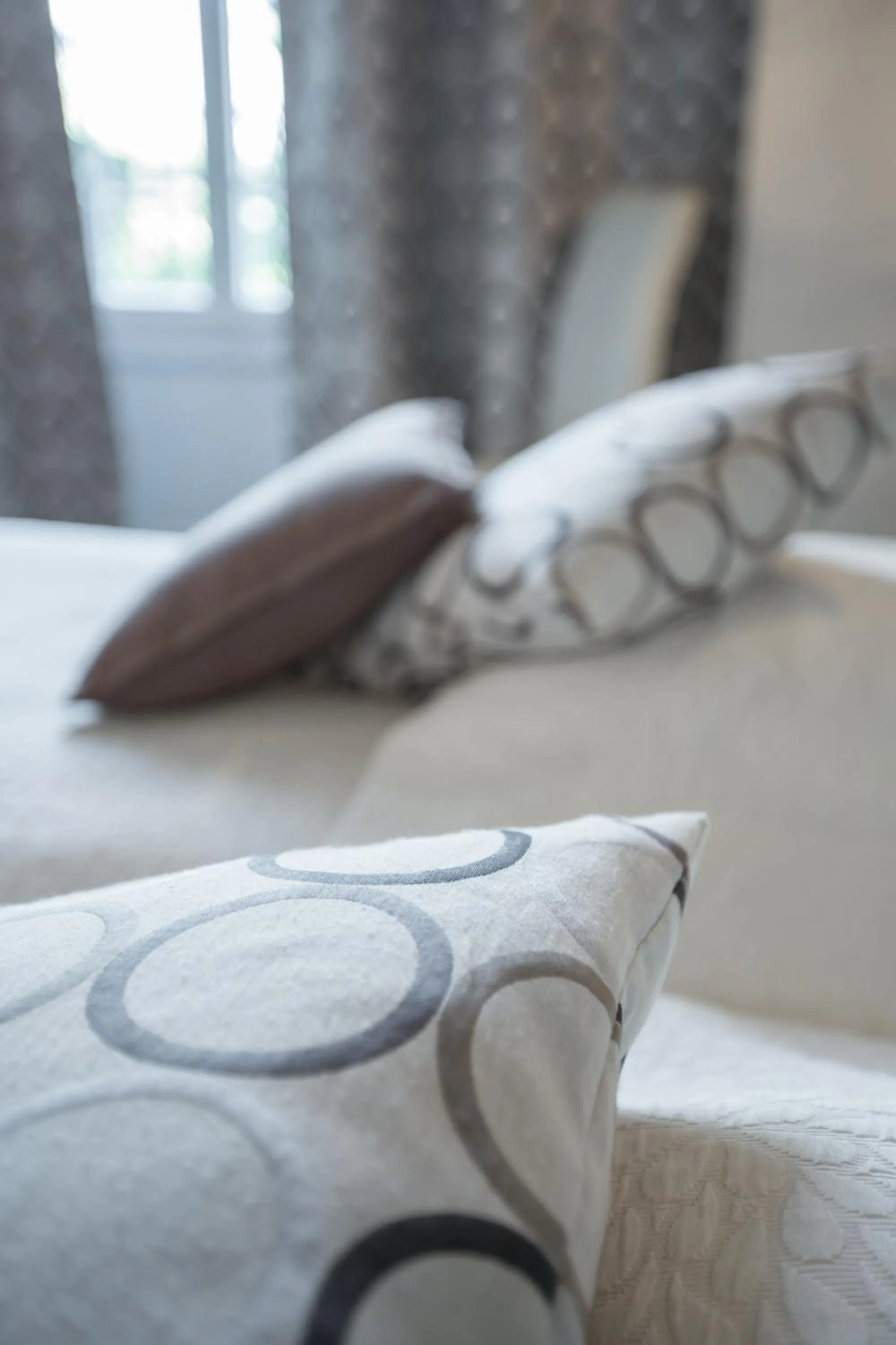 Decorative detail, Bed in Hôtel Radio - Teritoria