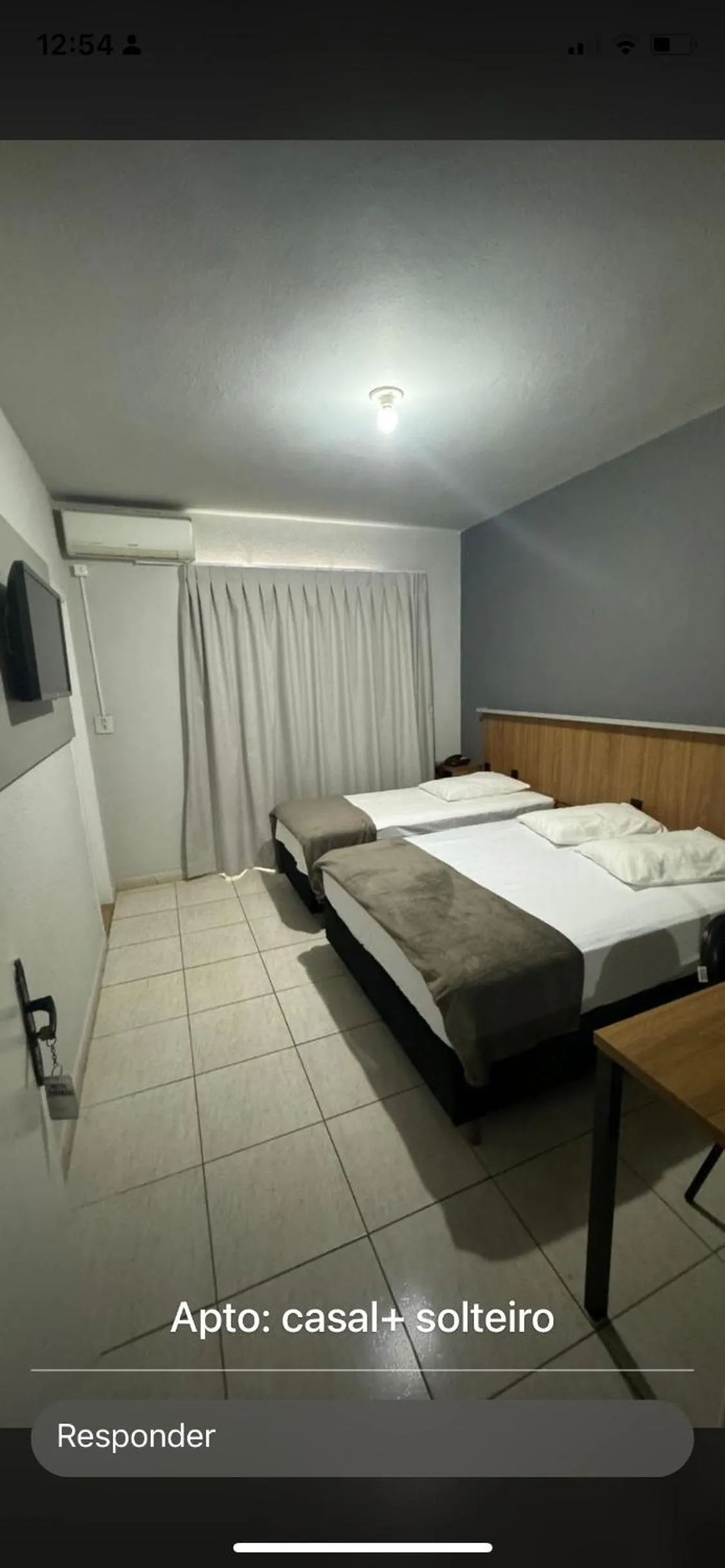 Bed in Hotel Tubarao