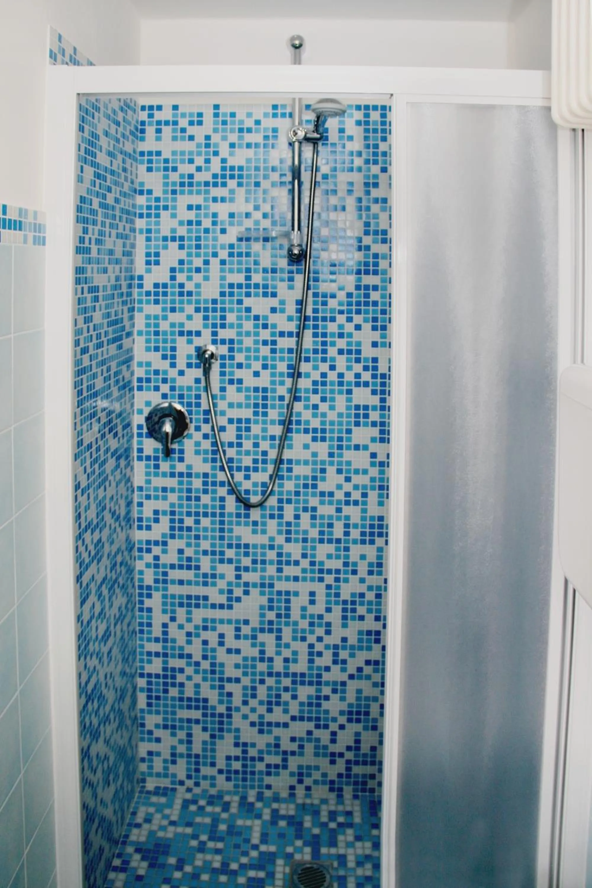 Bathroom in Hotel Jolie