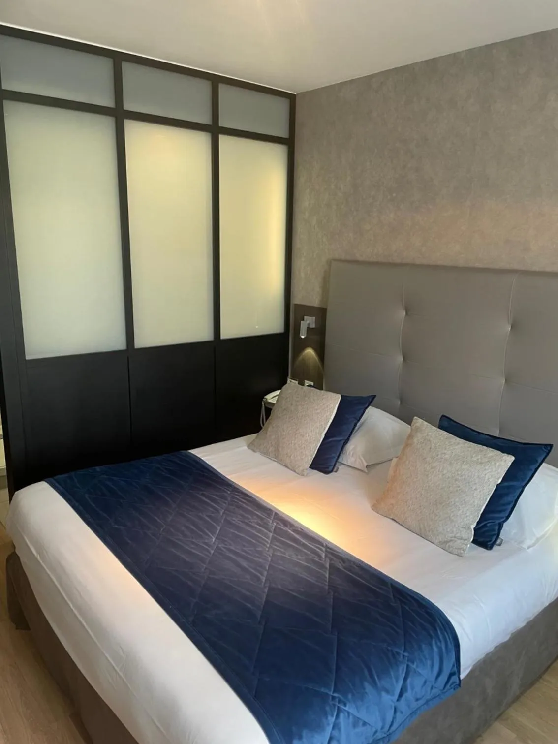 Bed in Hotel Best Western La Mare Ô Poissons