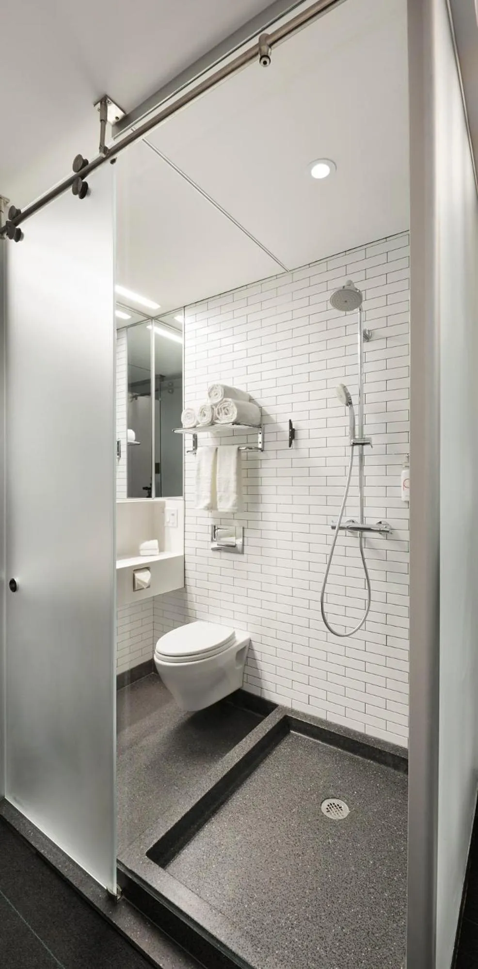 Bathroom in Pod Times Square