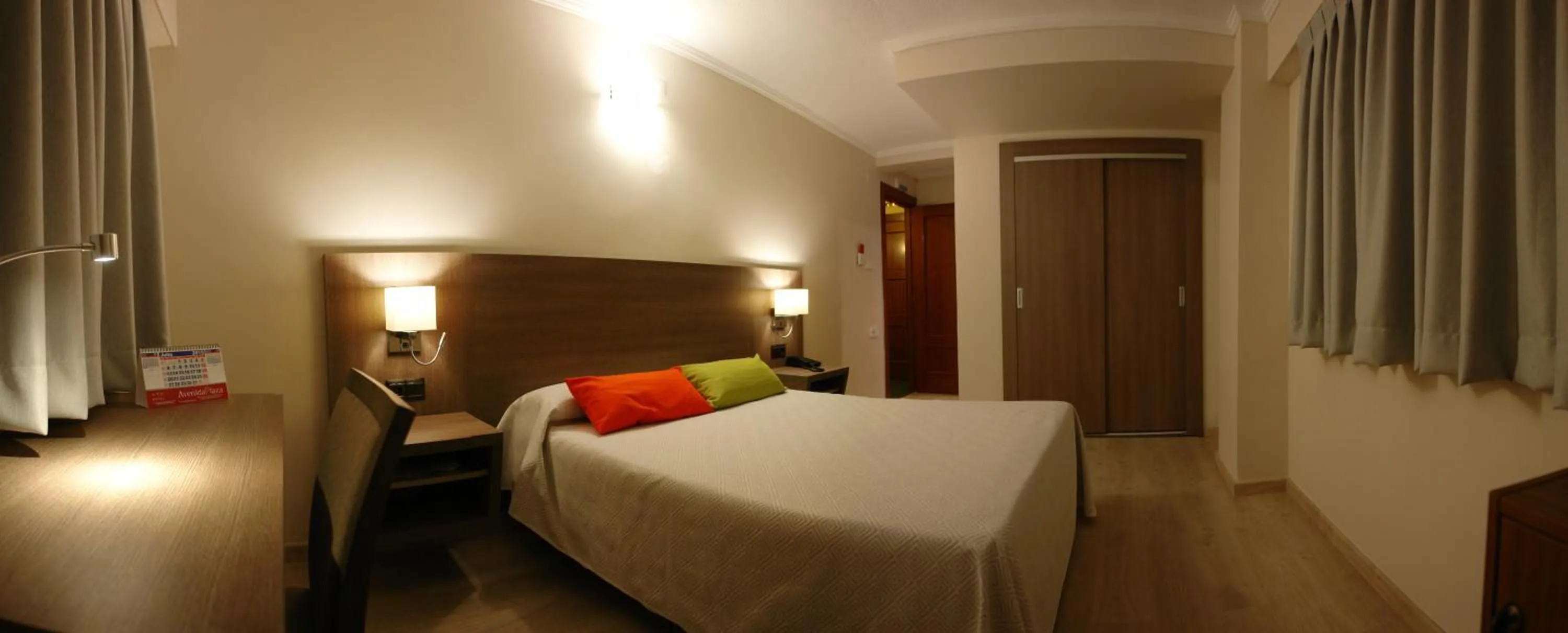 Photo of the whole room, Bed in Hotel Avenida Plaza