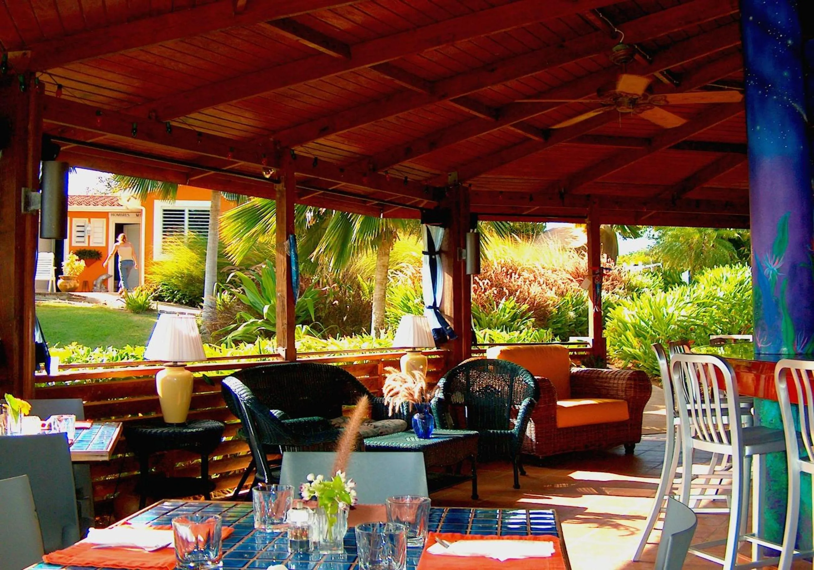 Restaurant/places to eat in Blue Horizon Boutique Resort