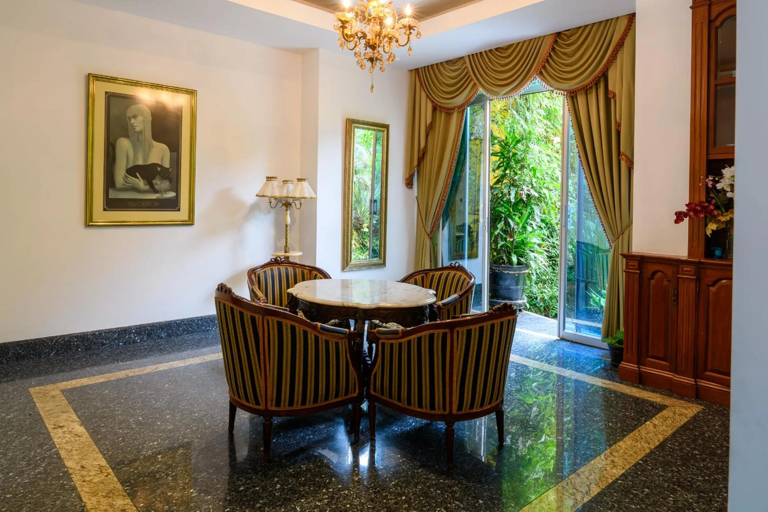 Lounge or bar in Hotel Monte Real