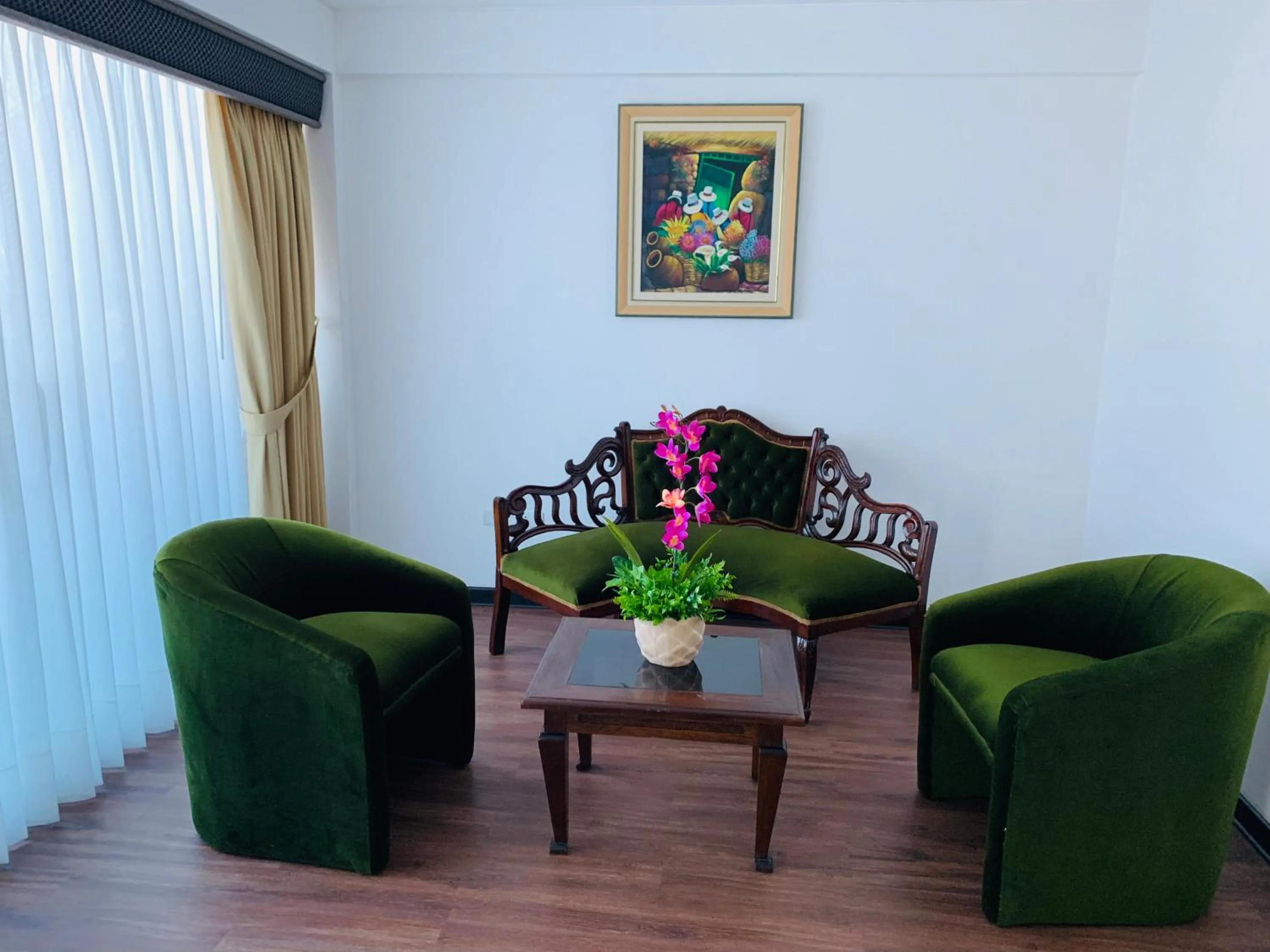 Seating area in Hotel Monte Real