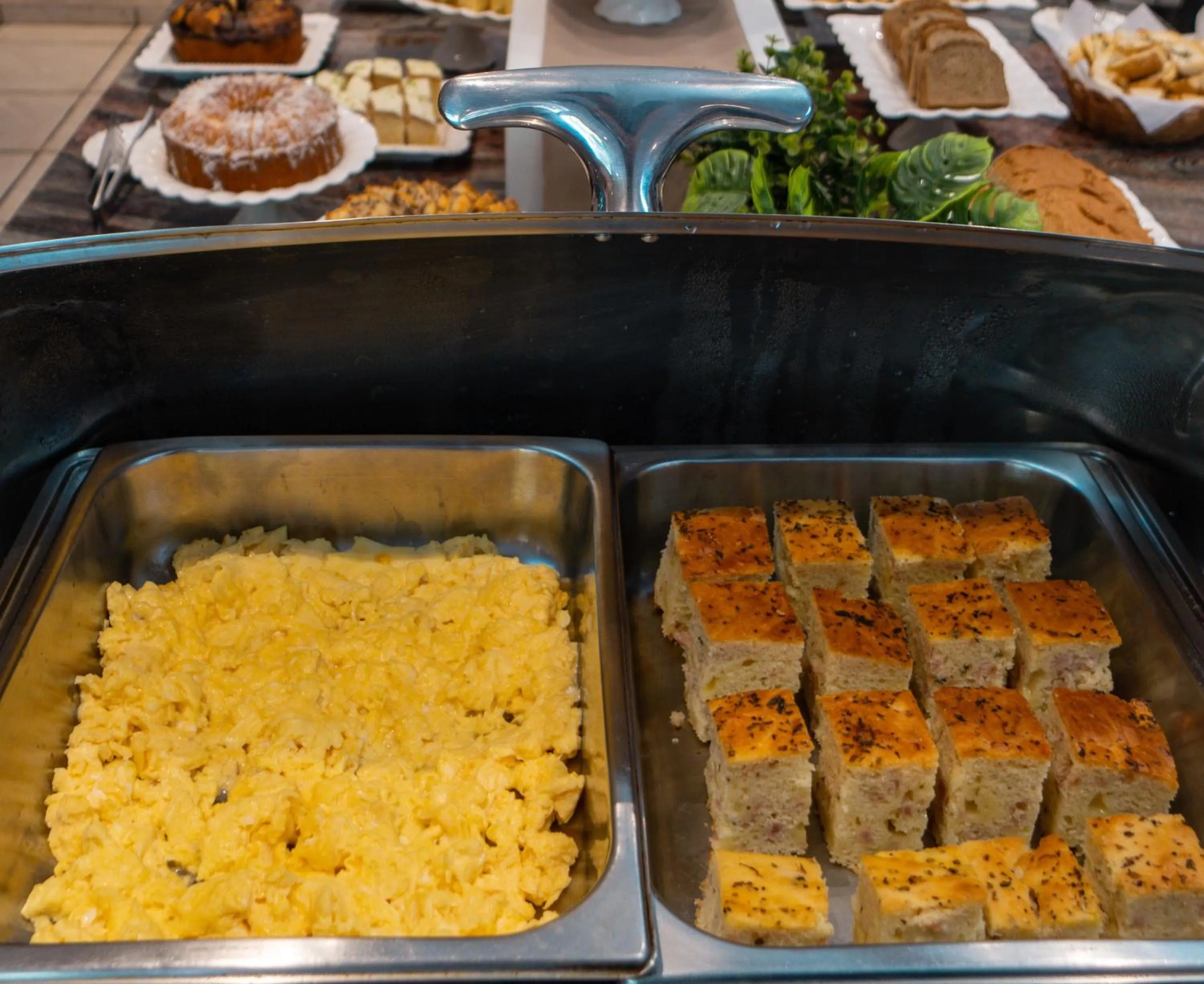 Breakfast in Suíça Iguaçu Hotel & Resort