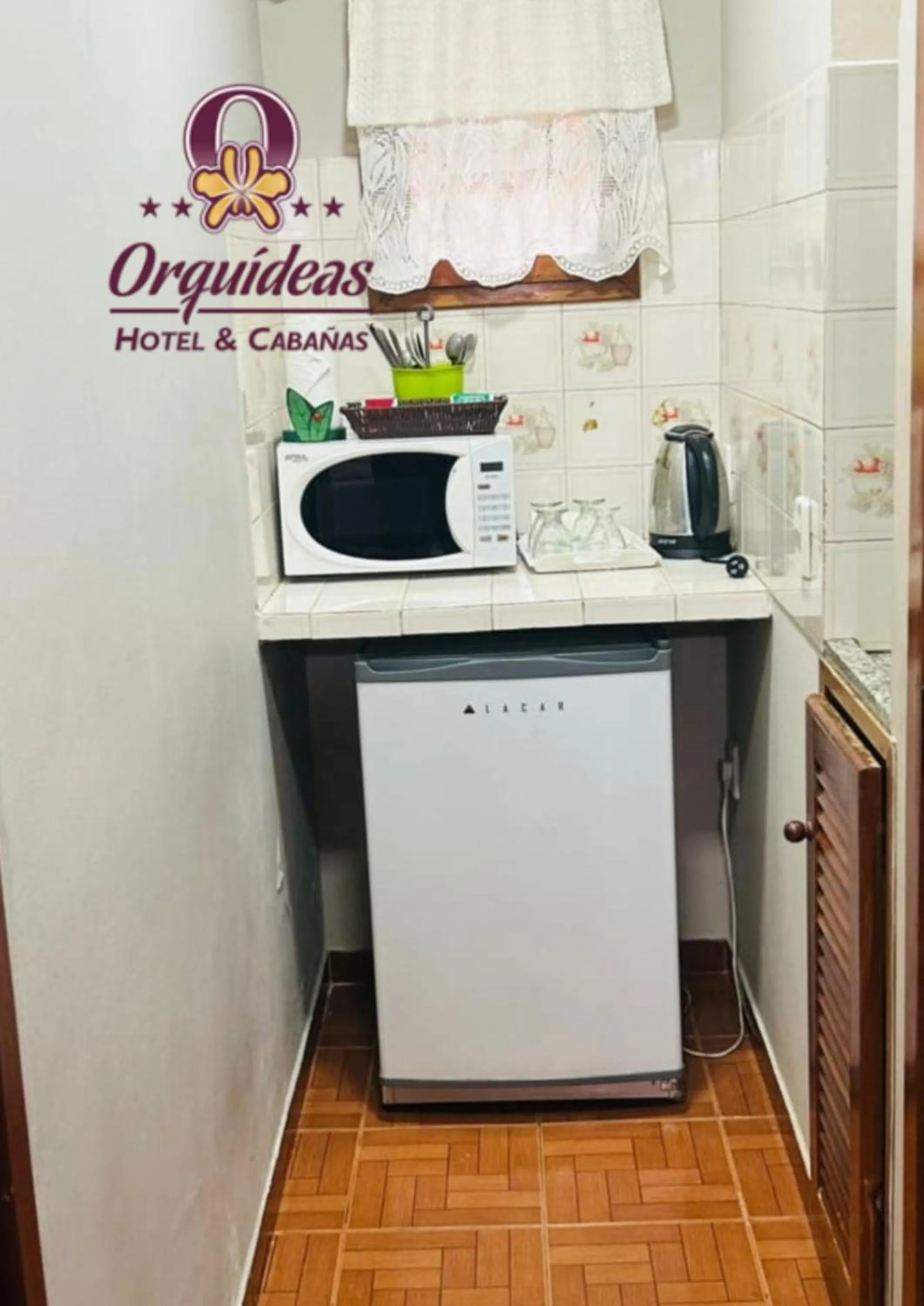 Kitchen or kitchenette in Orquideas Hotel & Cabañas