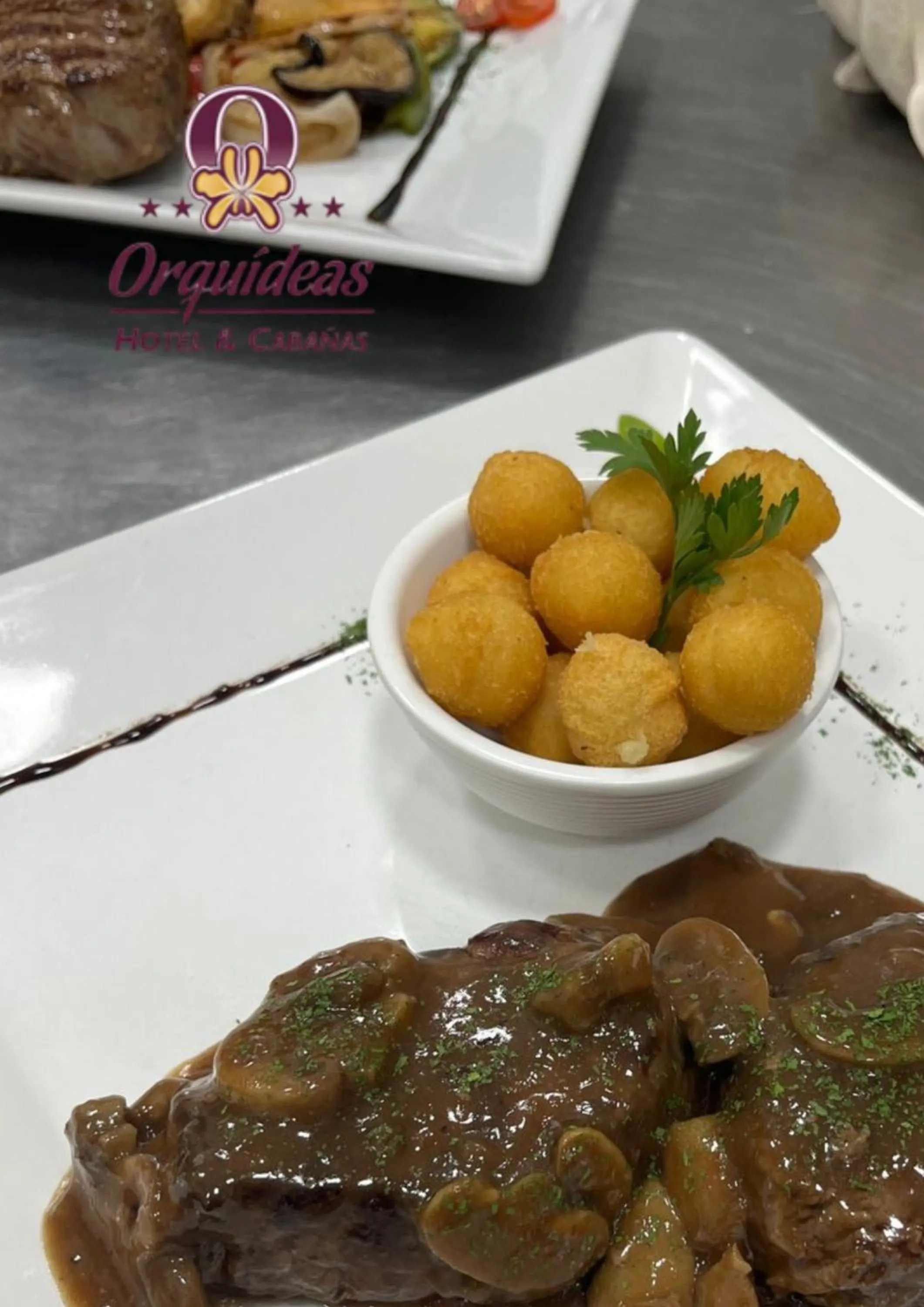 Food and drinks in Orquideas Hotel & Cabañas