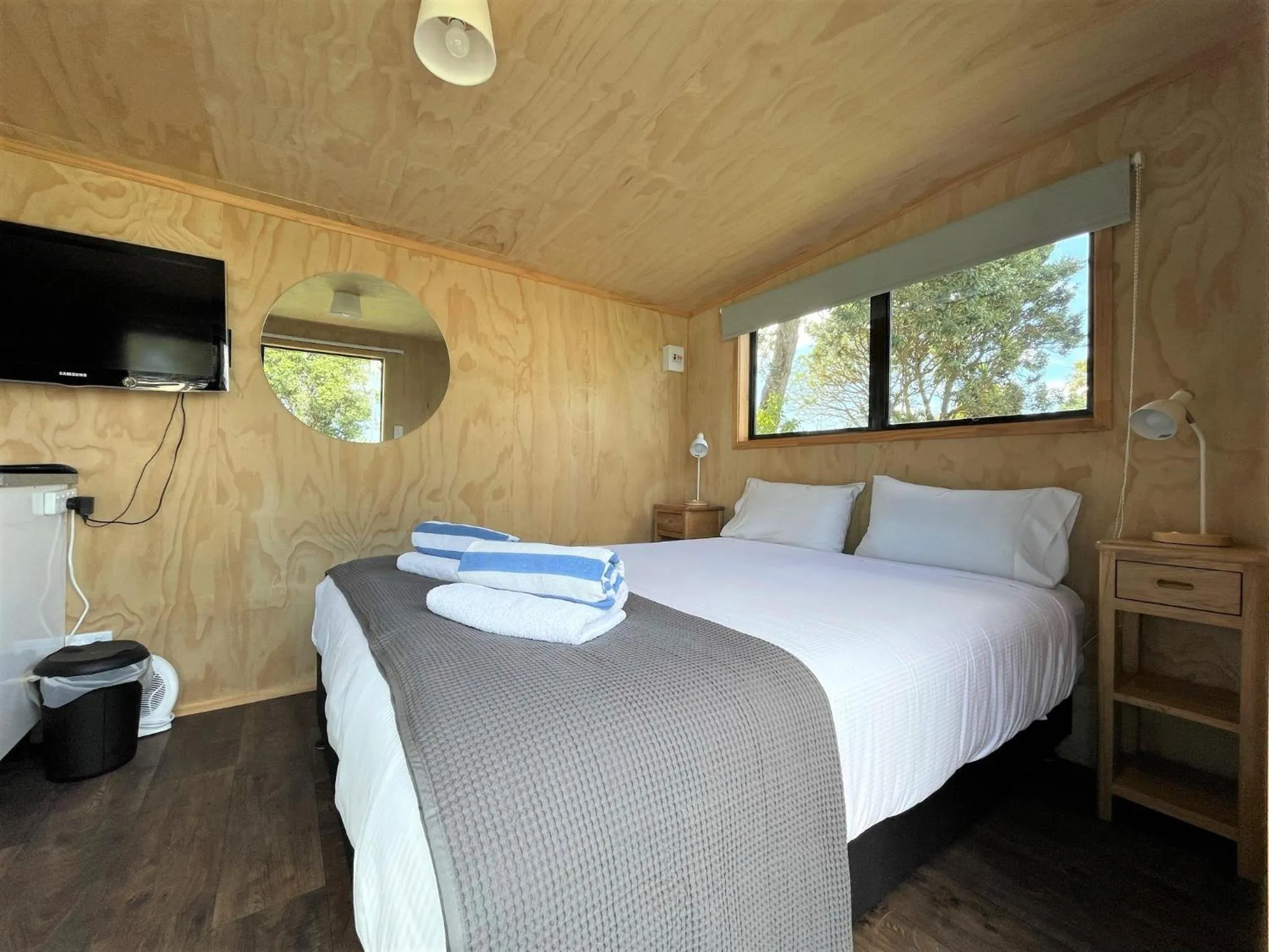 Bed in Athenree Hot Springs & Holiday Park