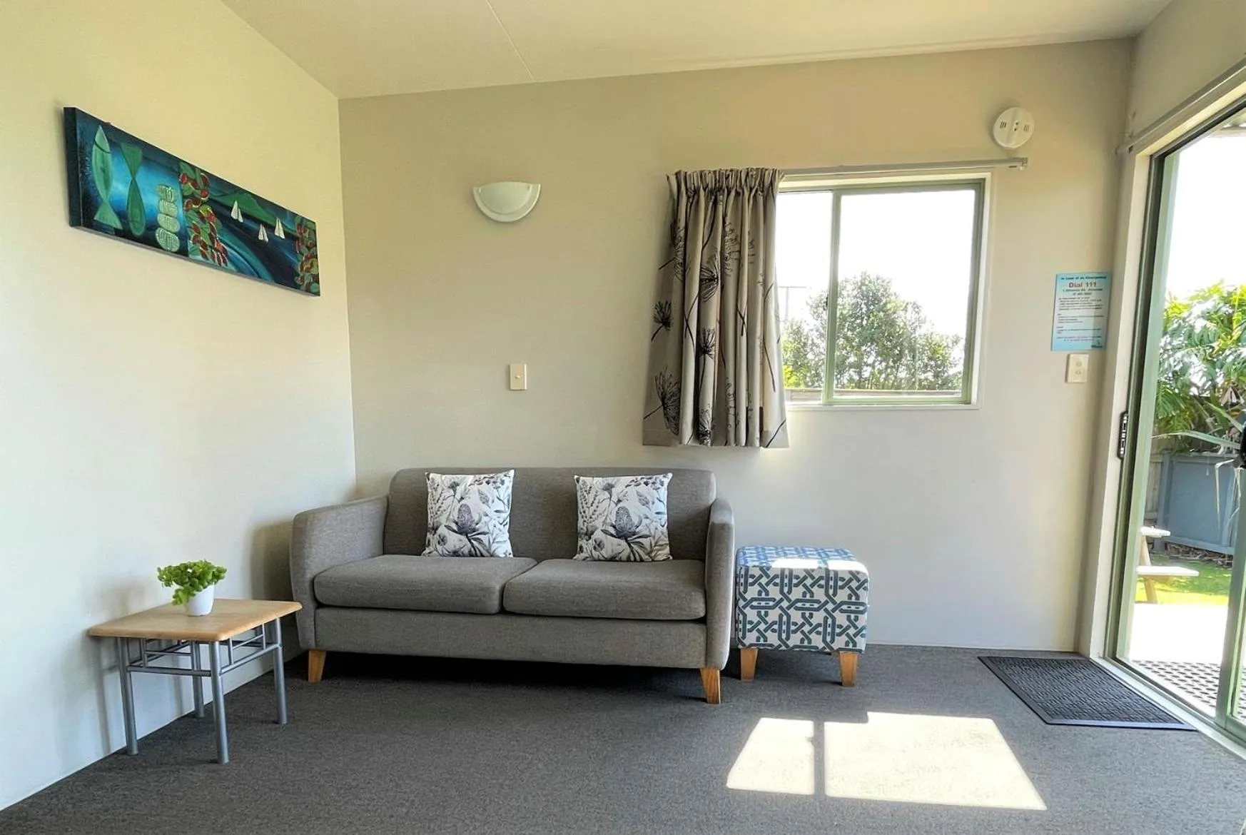 Living room in Athenree Hot Springs & Holiday Park