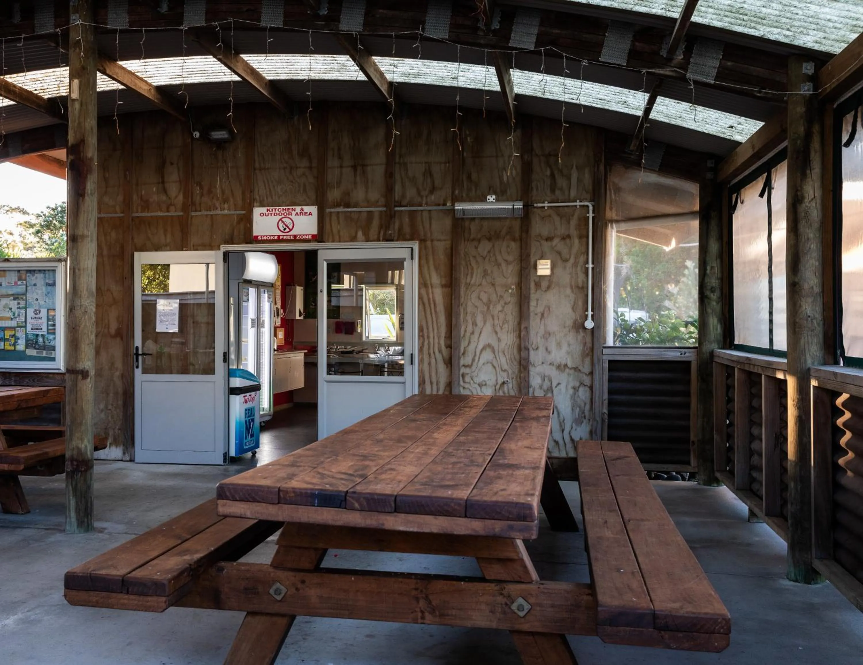 BBQ facilities in Athenree Hot Springs & Holiday Park