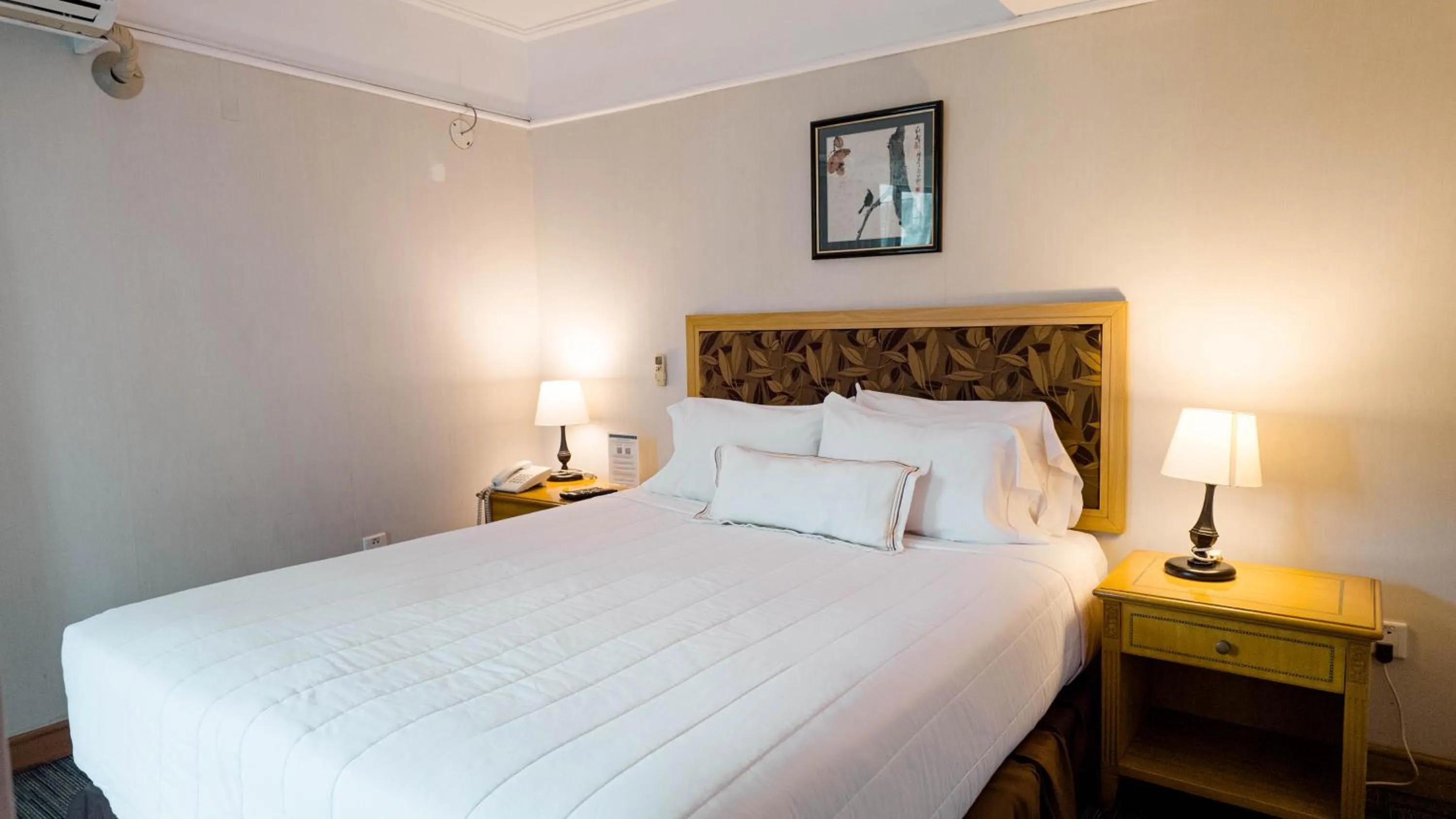 Bedroom, Bed in Hotel Miramar