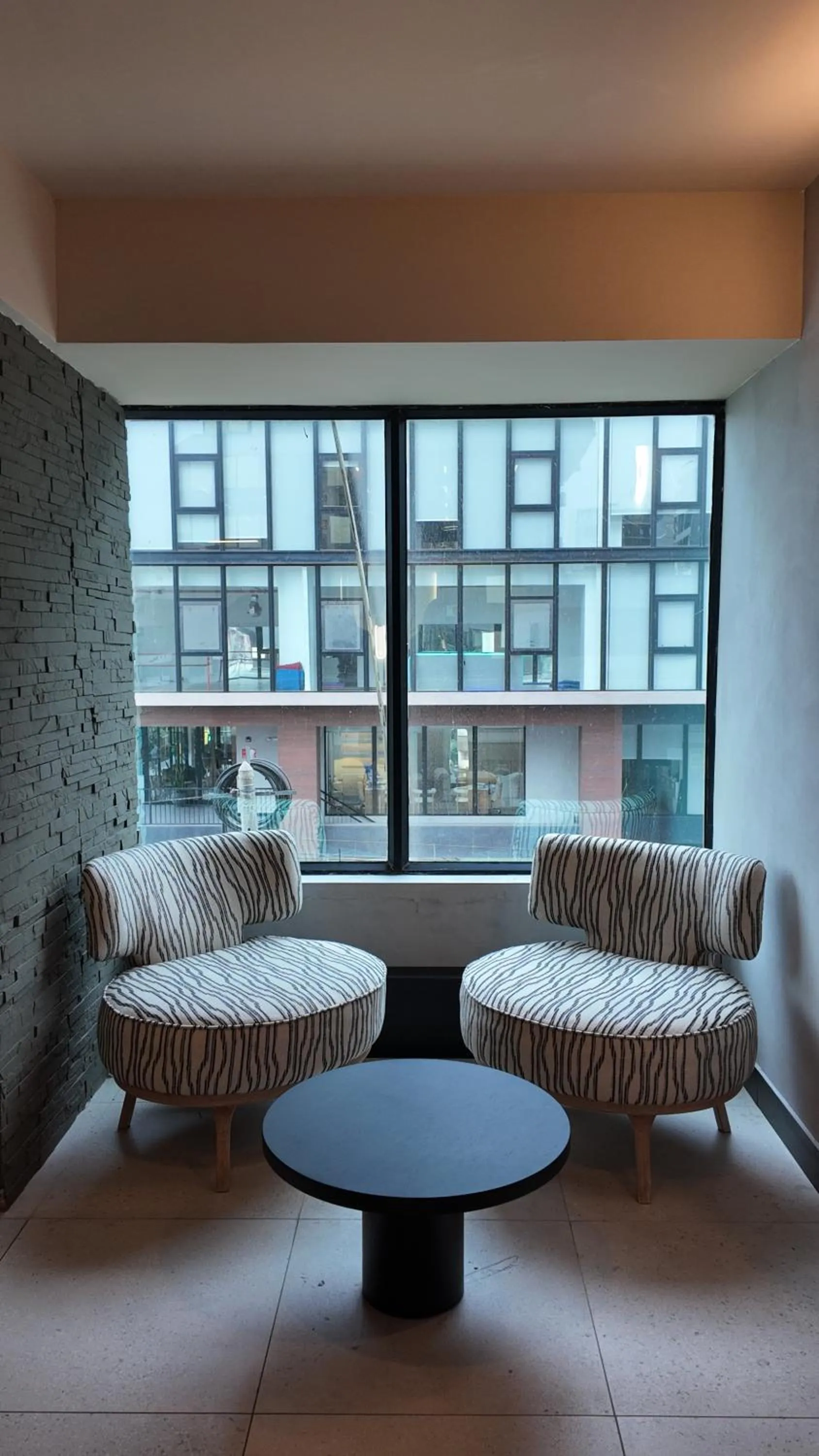 Restaurant/places to eat in Hotel Miramar