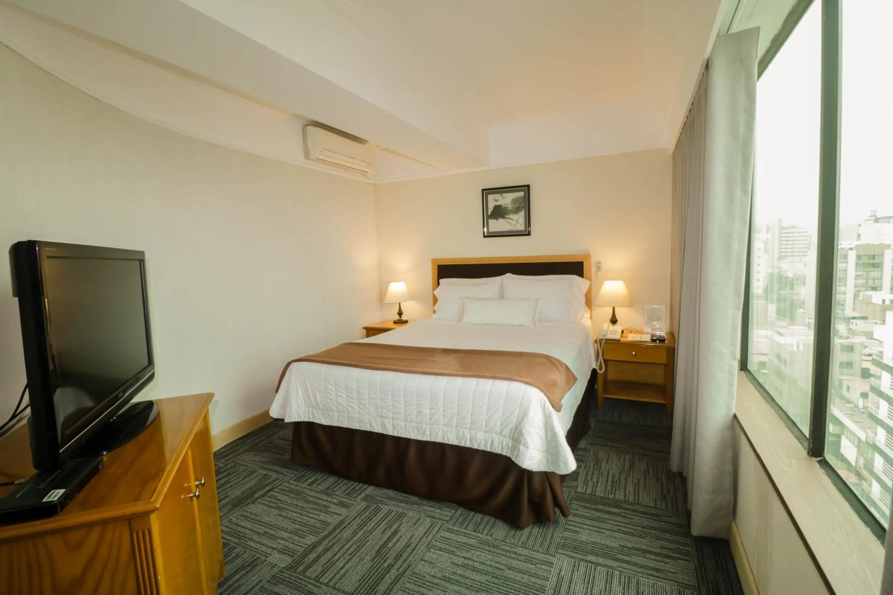 Bed in Hotel Miramar